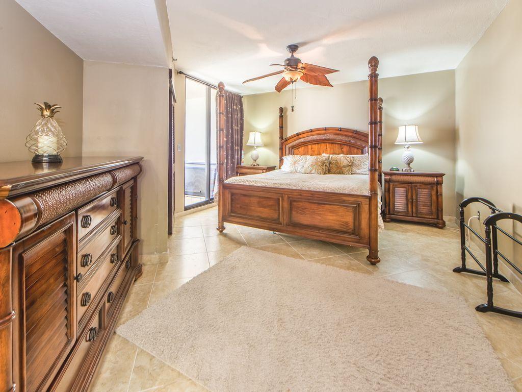 EAST PASS TOWERS CONDO - Residential