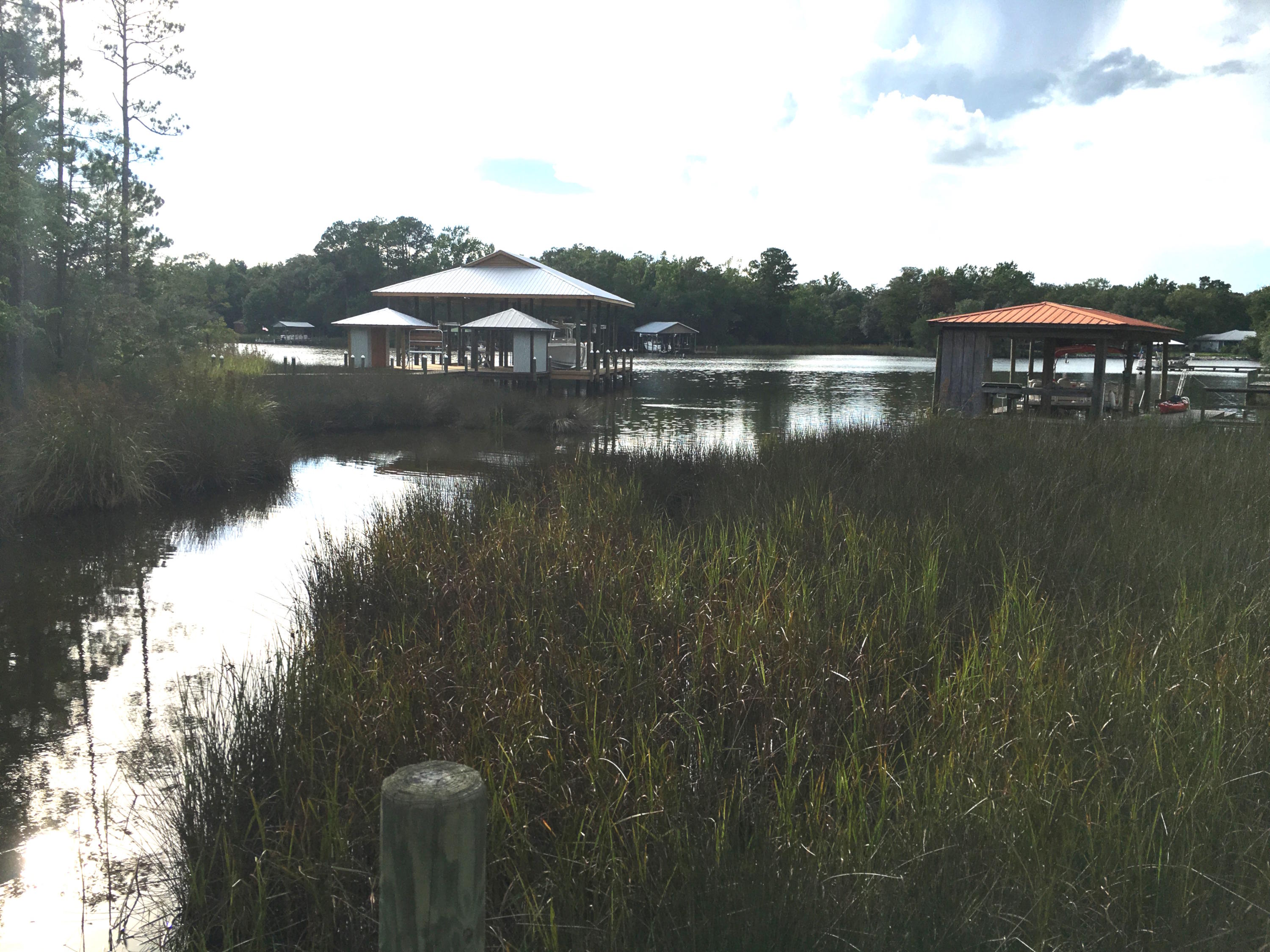 EMERALD SHORES - Land