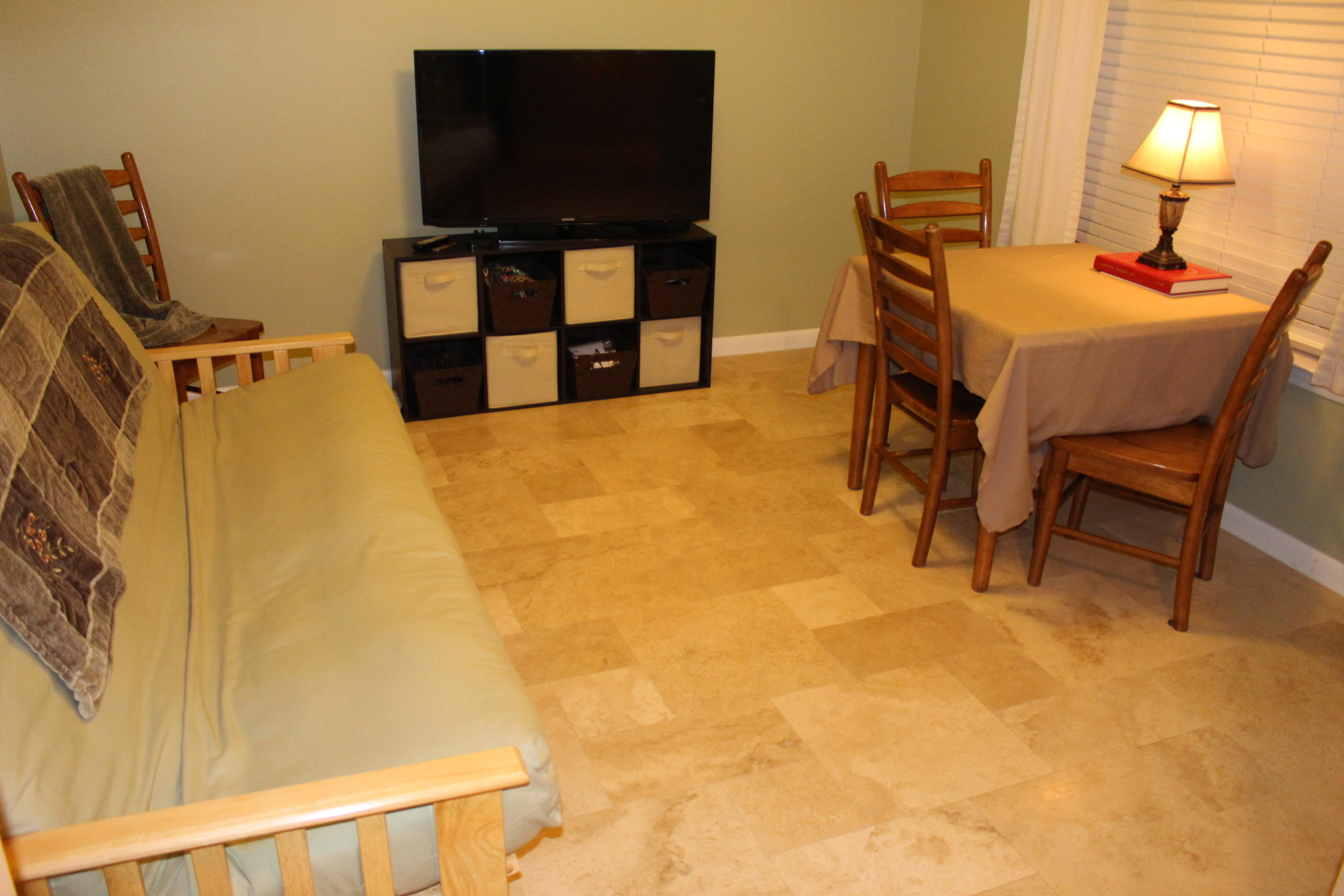 COUNTRYVIEW ESTATES 8TH ADDN - Residential