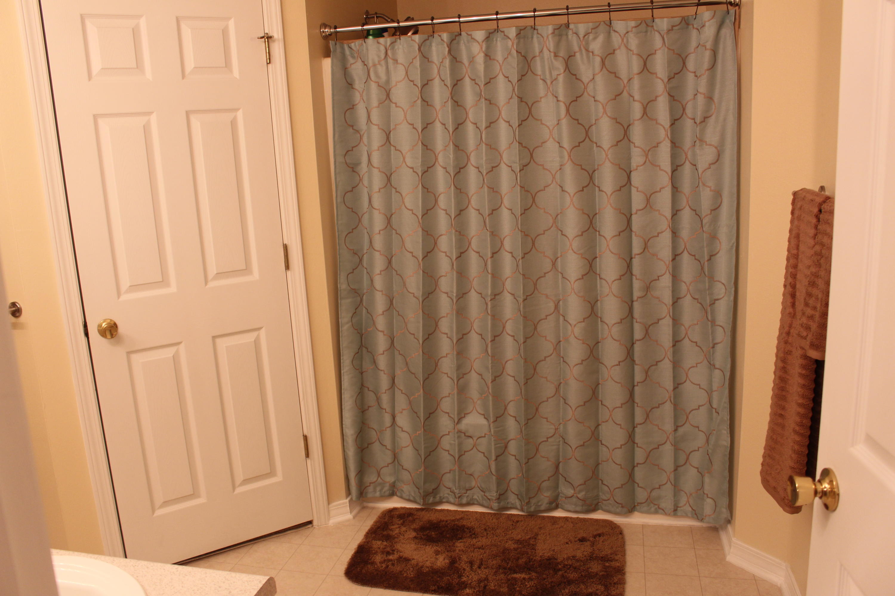 COUNTRYVIEW ESTATES 8TH ADDN - Residential