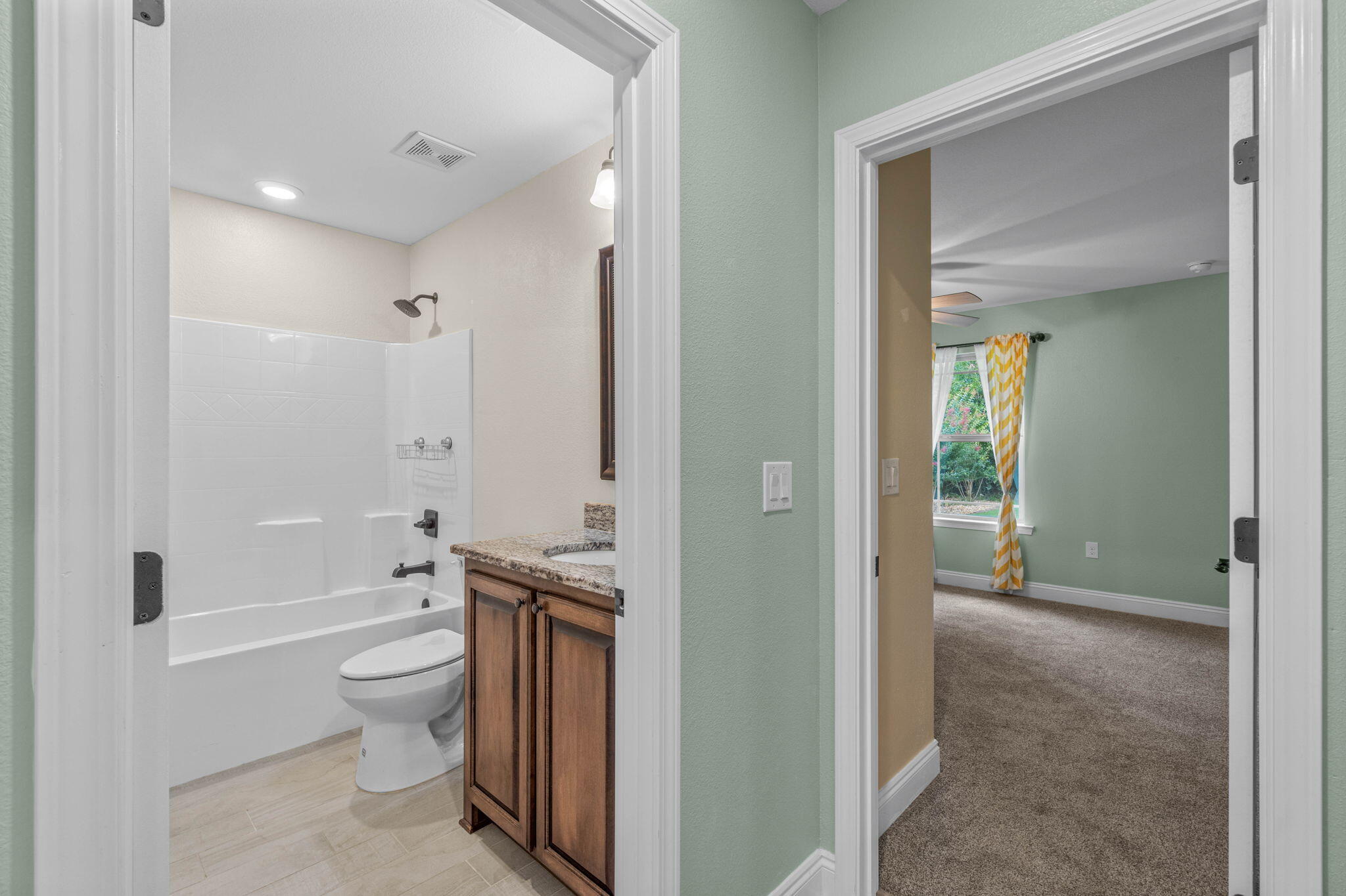 PLANTATION WOODS - Residential