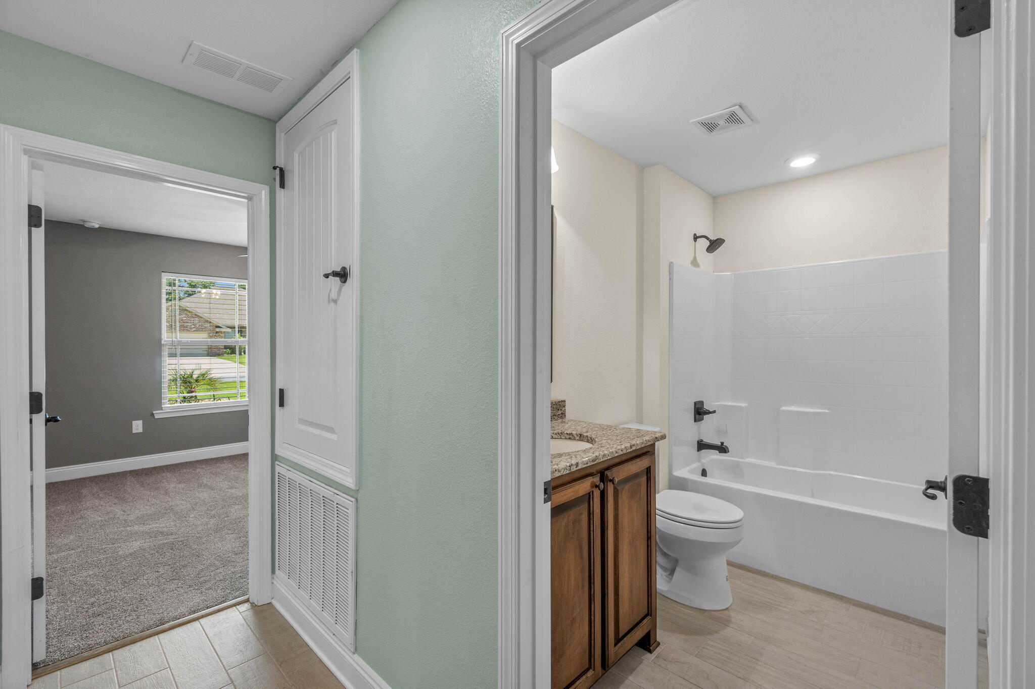 PLANTATION WOODS - Residential