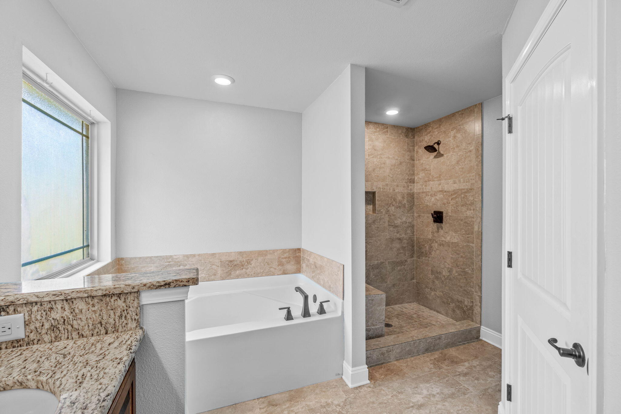 PLANTATION WOODS - Residential