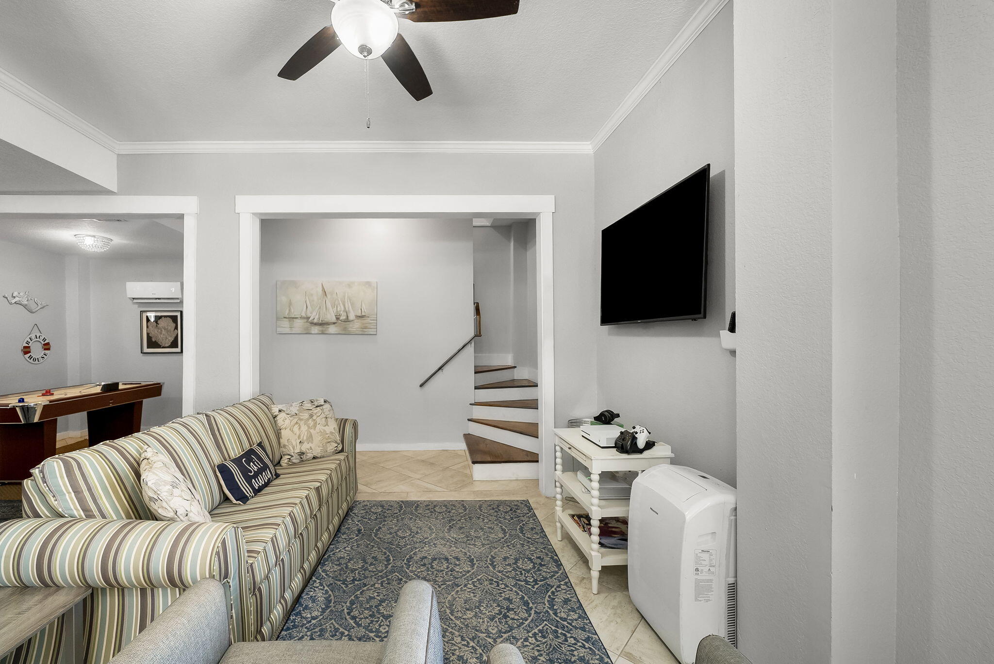 EMERALD WATERS VILLAGE - Residential