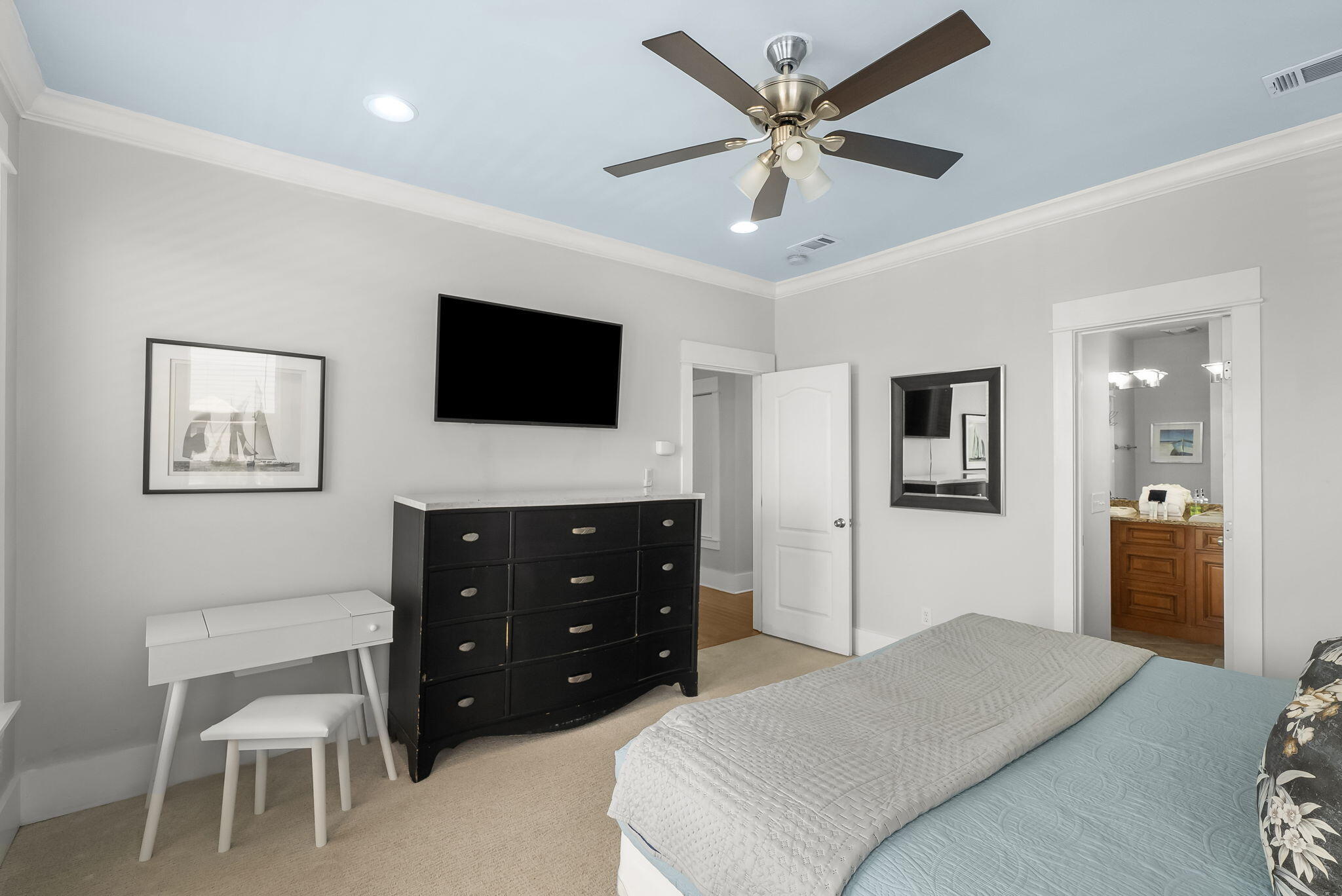 EMERALD WATERS VILLAGE - Residential