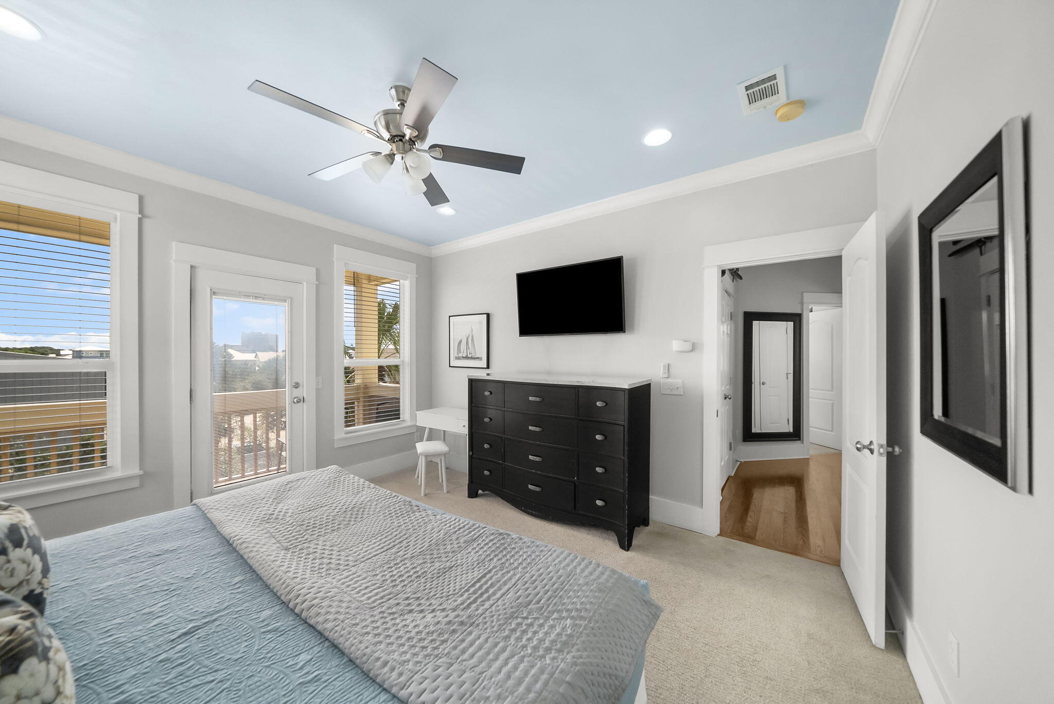 EMERALD WATERS VILLAGE - Residential