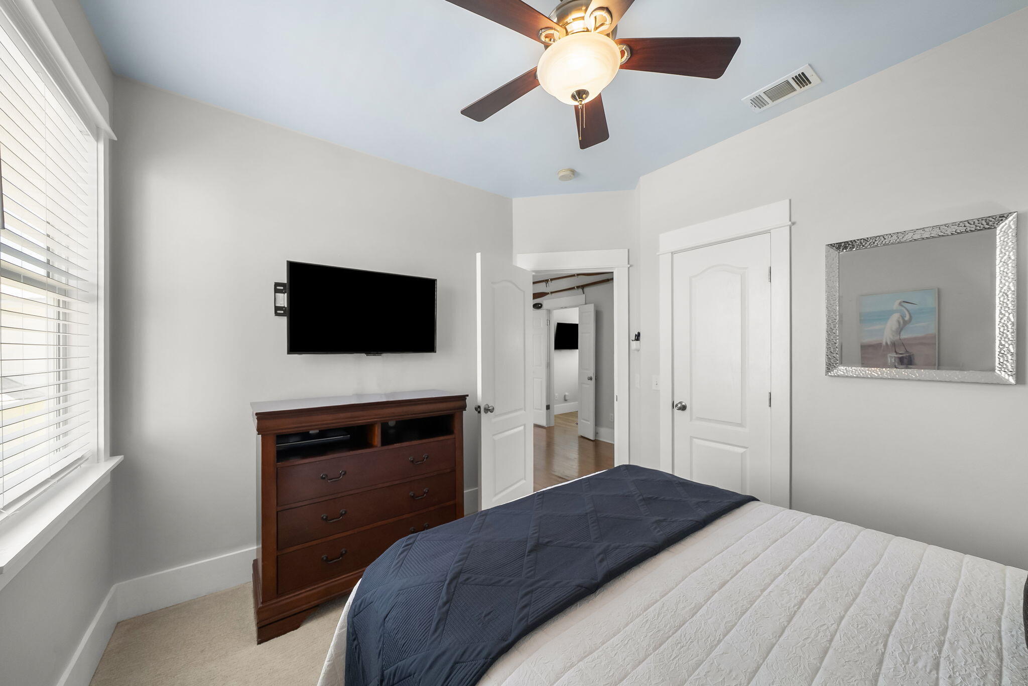 EMERALD WATERS VILLAGE - Residential