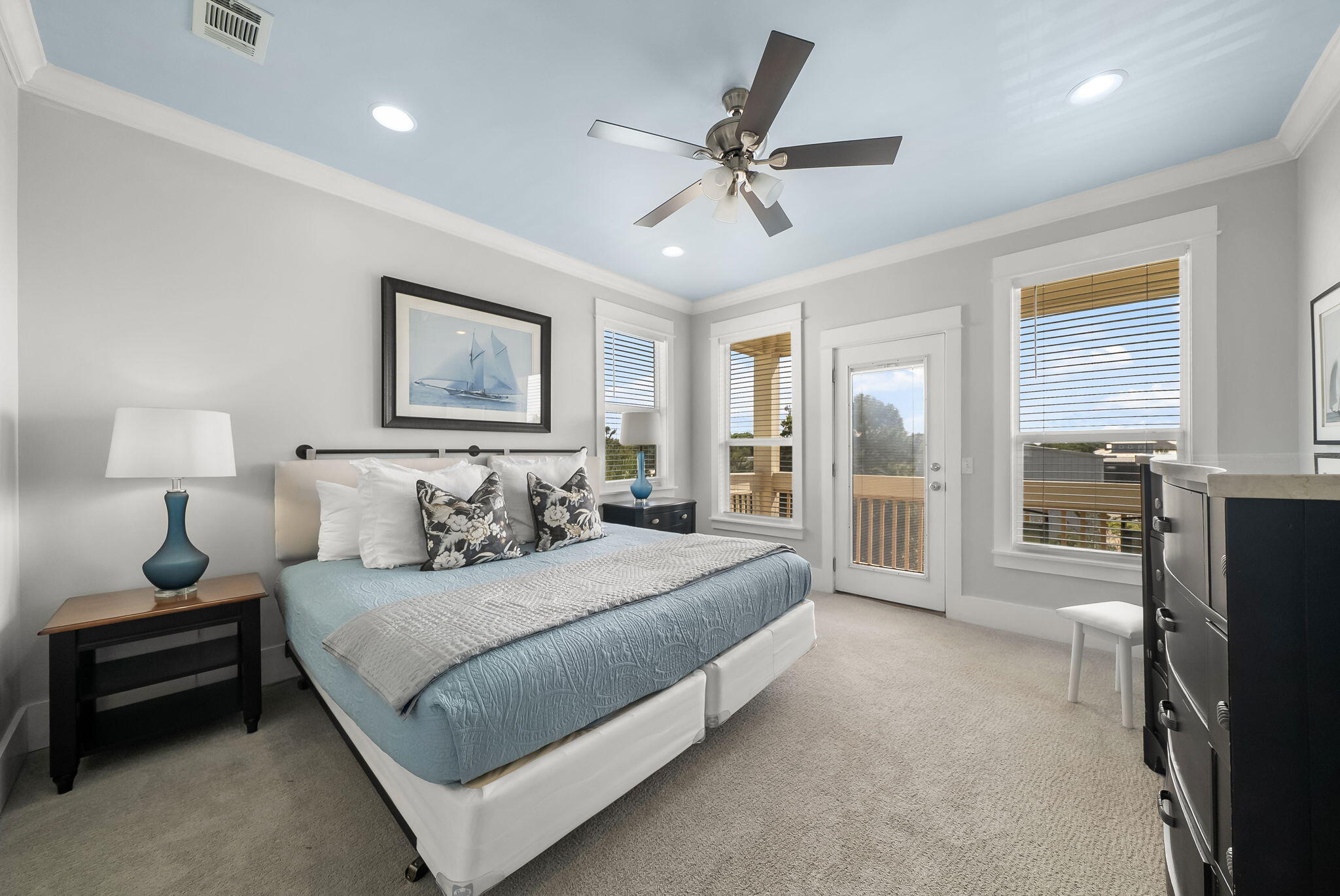 EMERALD WATERS VILLAGE - Residential