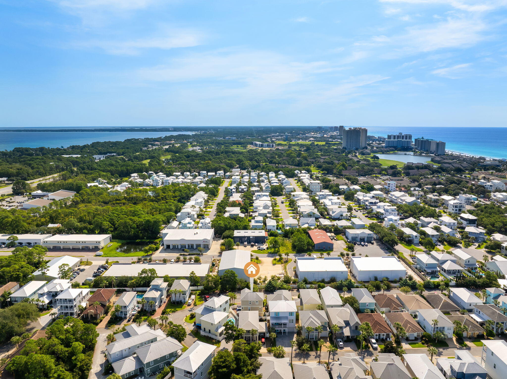 EMERALD WATERS VILLAGE - Residential