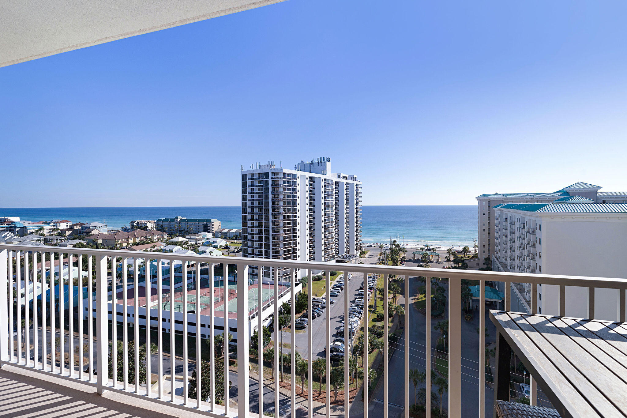 ARIEL DUNES - Residential