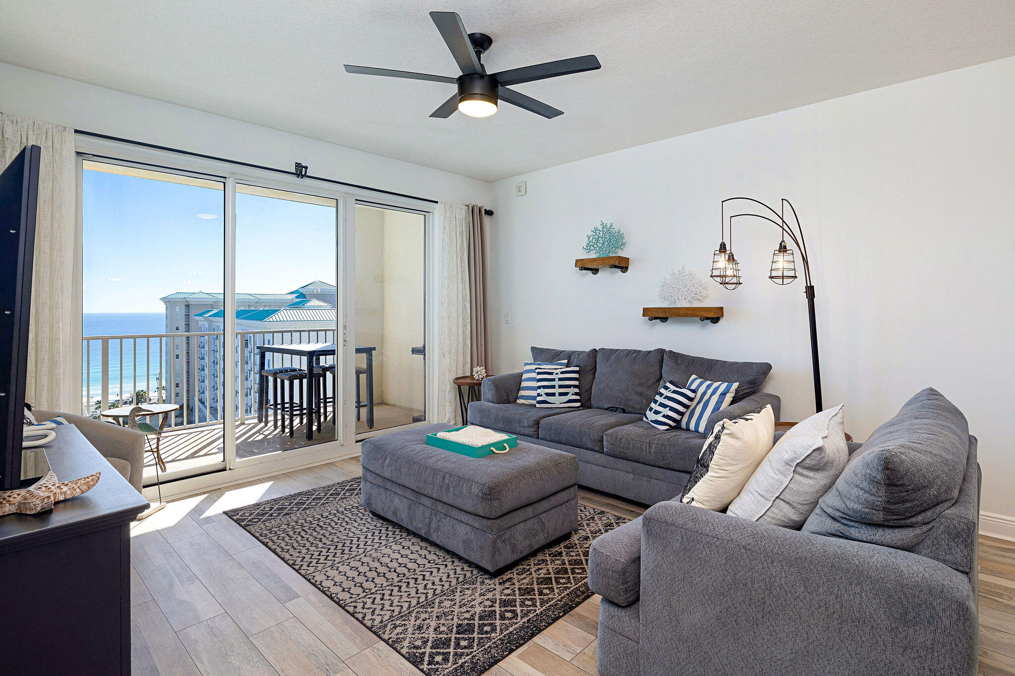 ARIEL DUNES - Residential