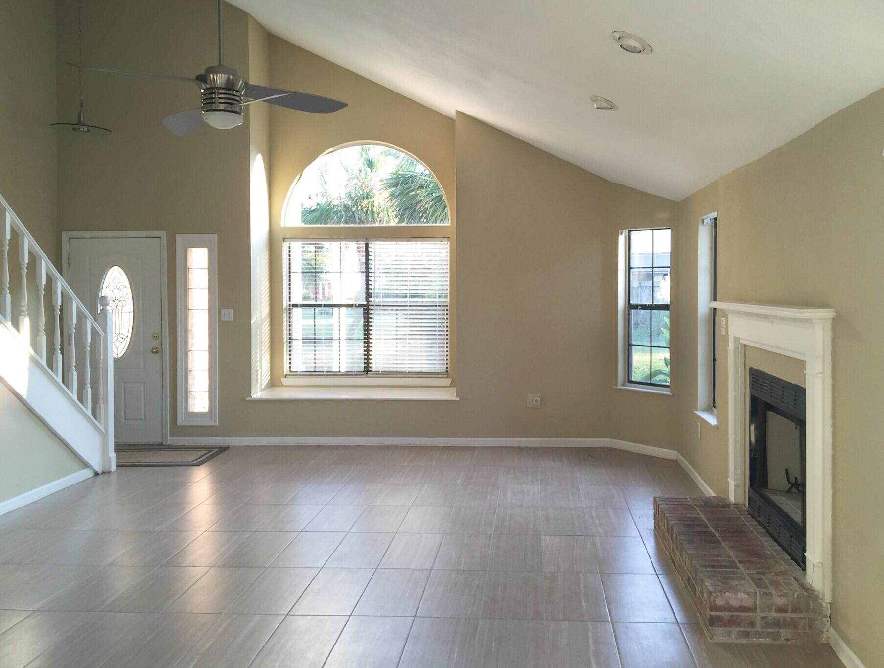 EMERALD POINTE PLAT 2 - Residential