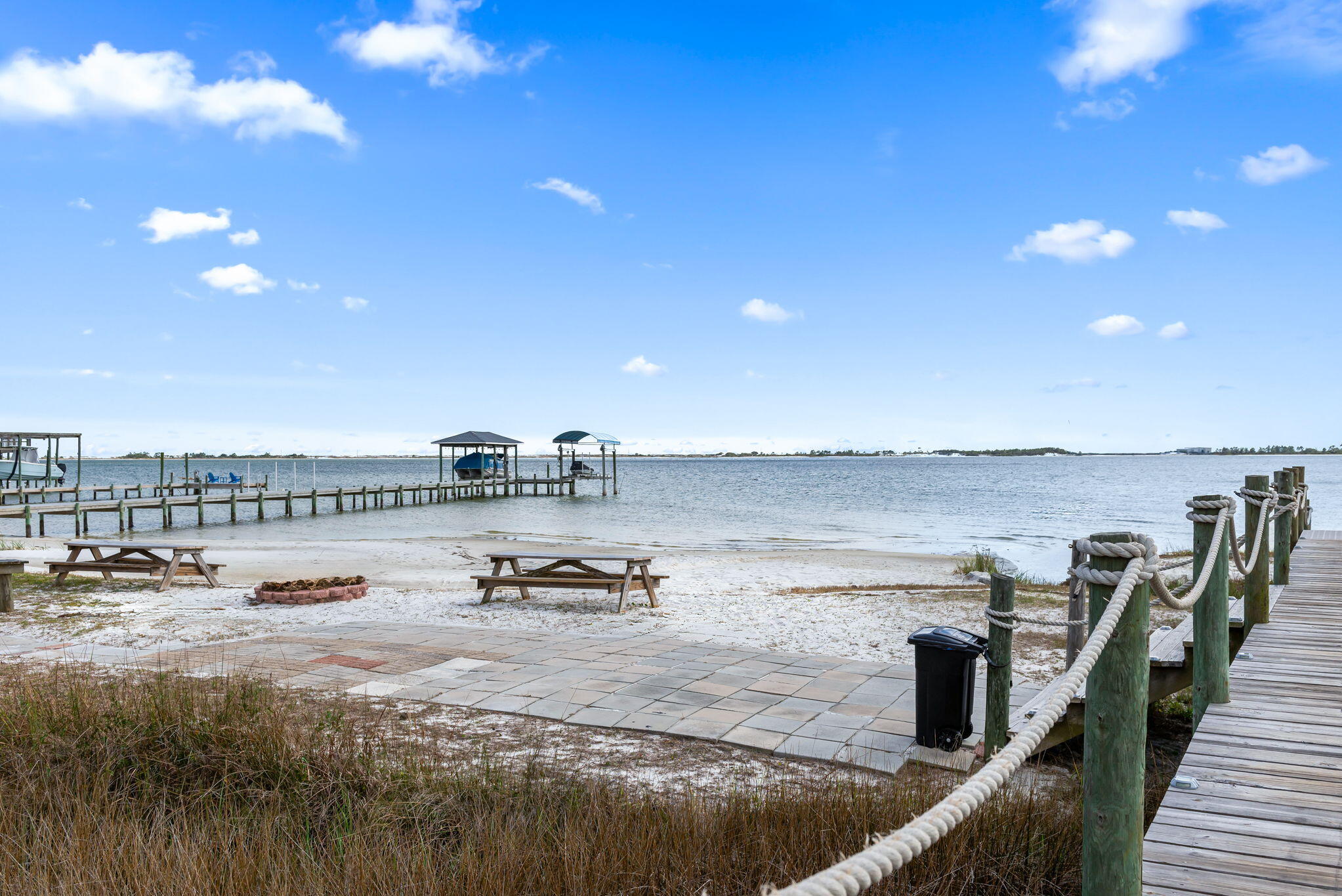 EMERALD POINTE PLAT 2 - Residential