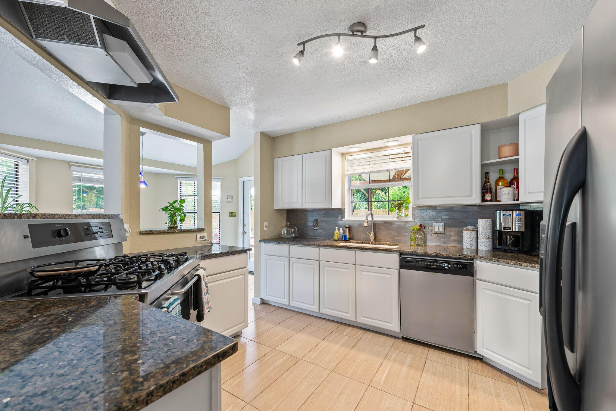 EMERALD POINTE PLAT 2 - Residential