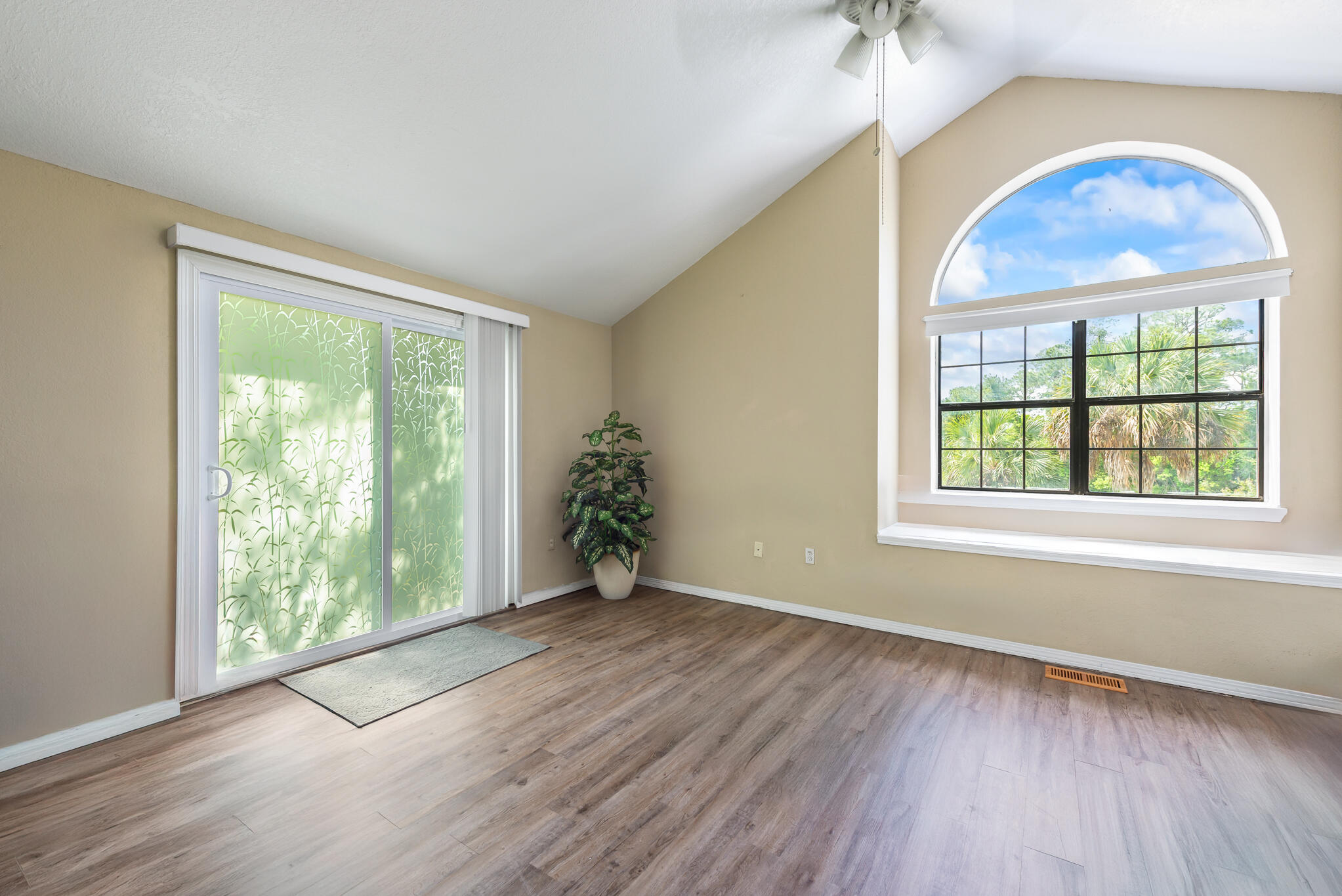 EMERALD POINTE PLAT 2 - Residential