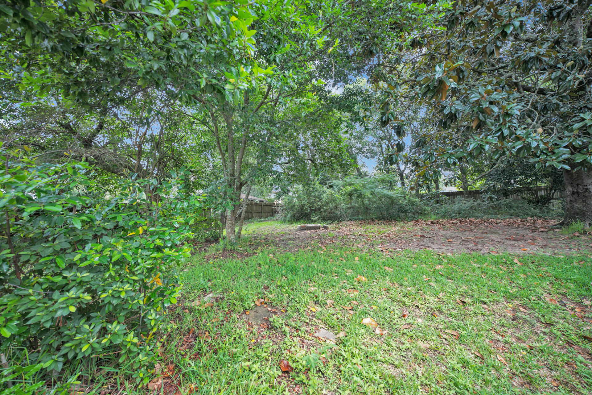 BAYOU POQUITO - Residential