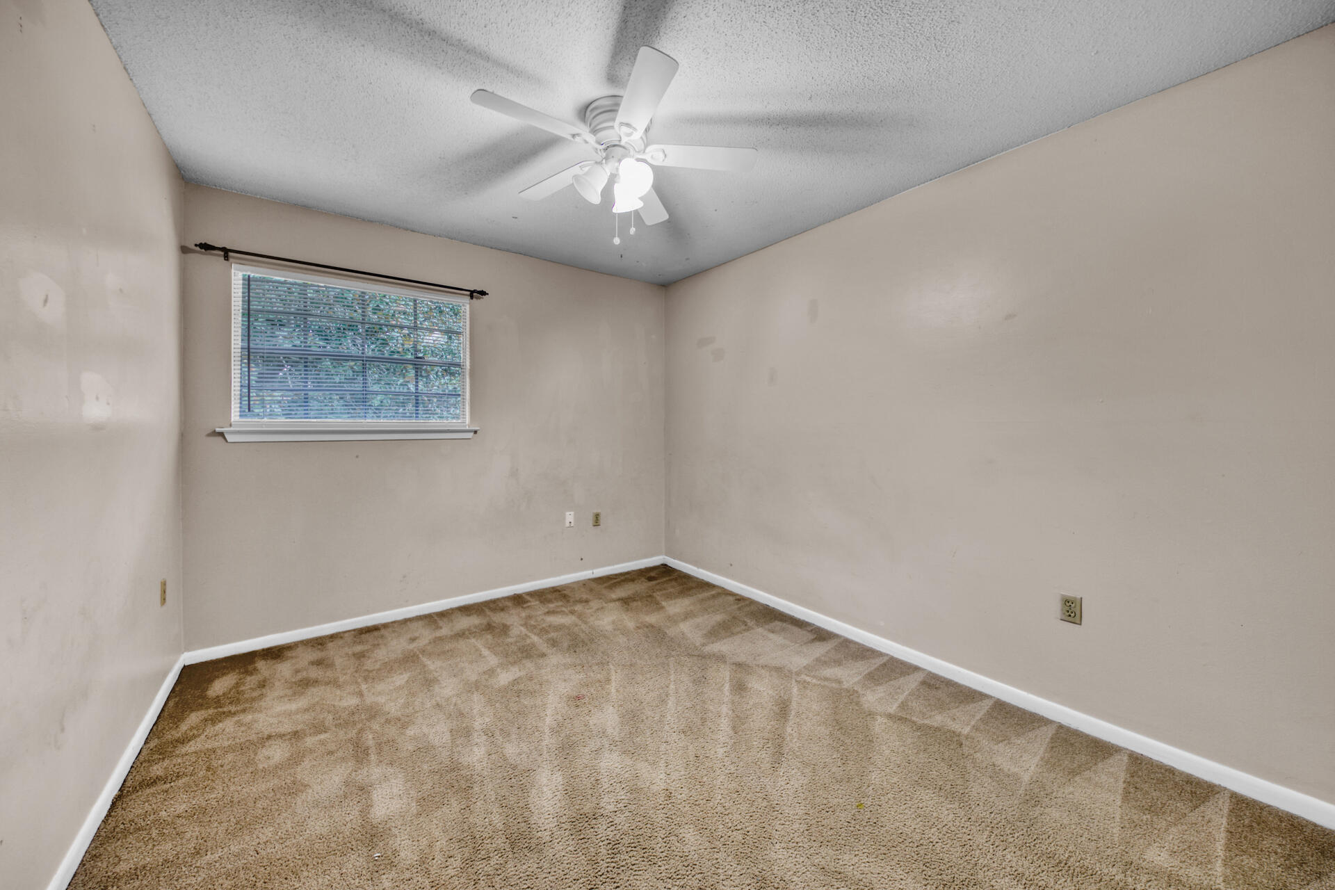 BAYOU POQUITO - Residential