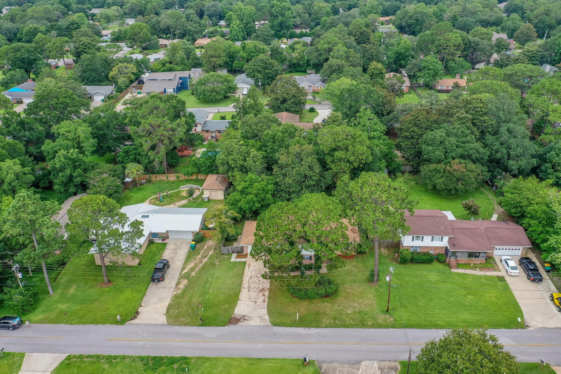 BAYOU POQUITO - Residential
