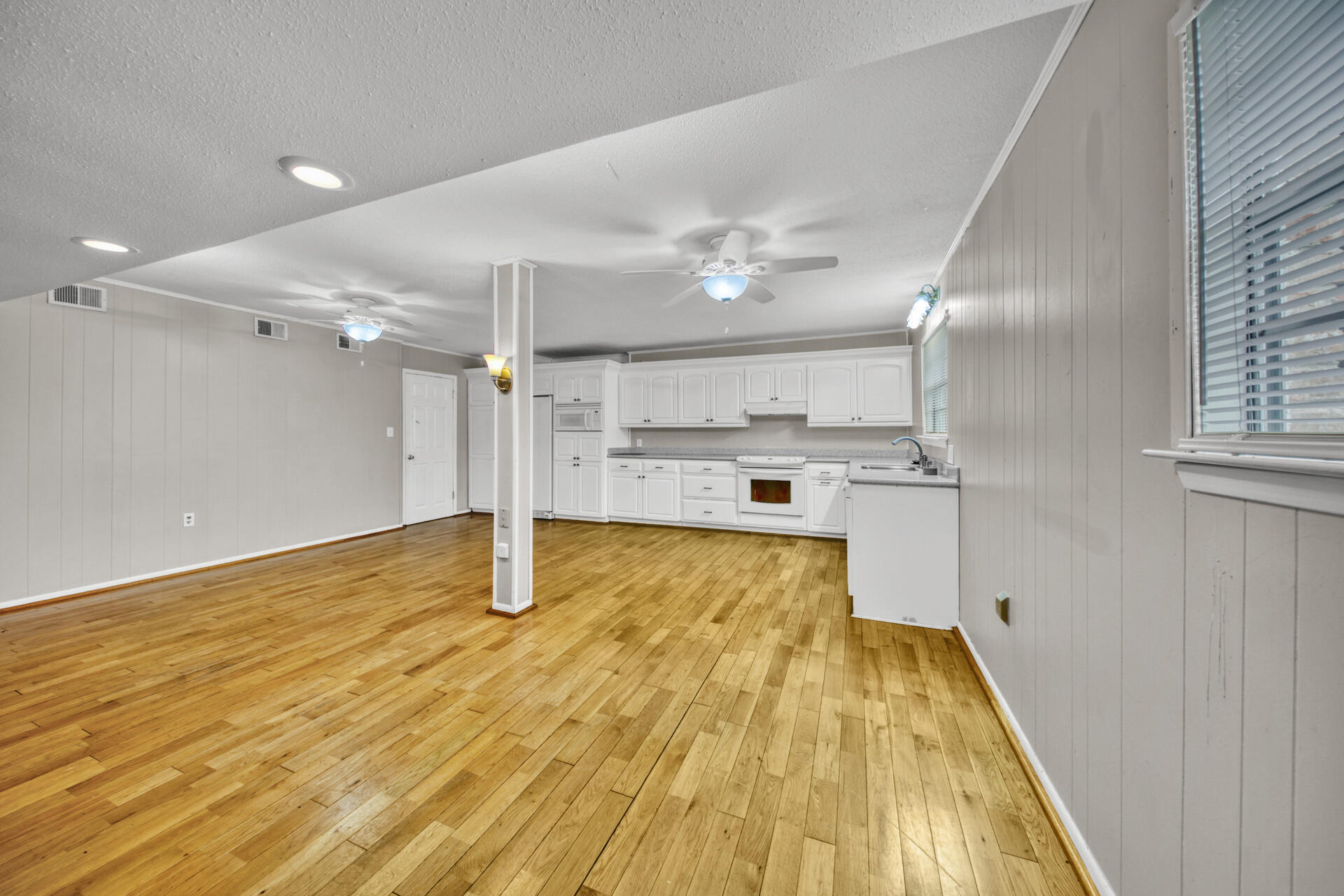 BAYOU POQUITO - Residential