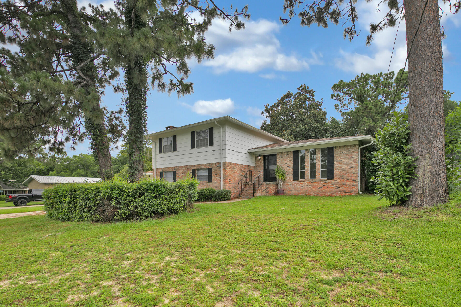 BAYOU POQUITO - Residential