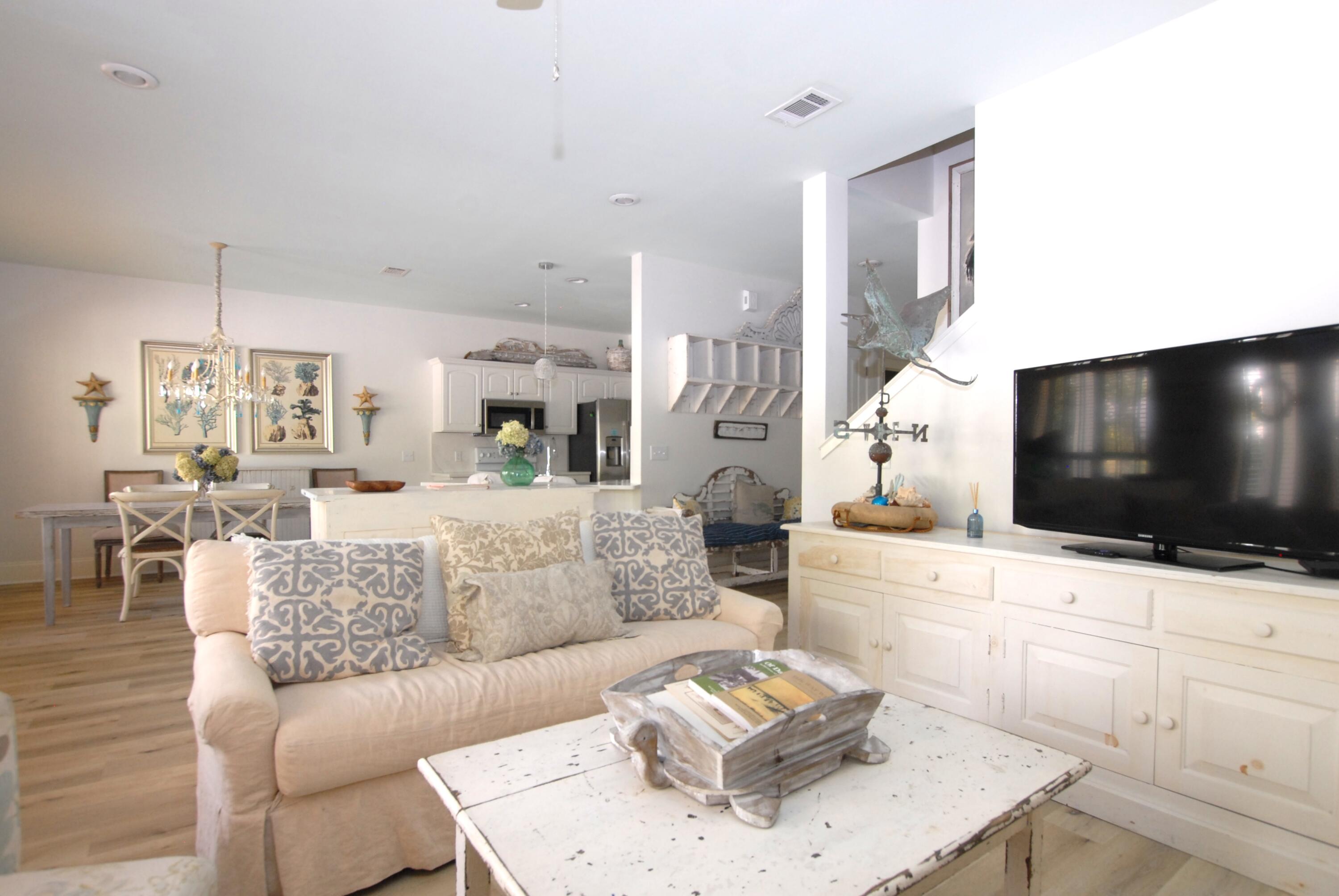 BLUE MOUNTAIN BEACH - Residential