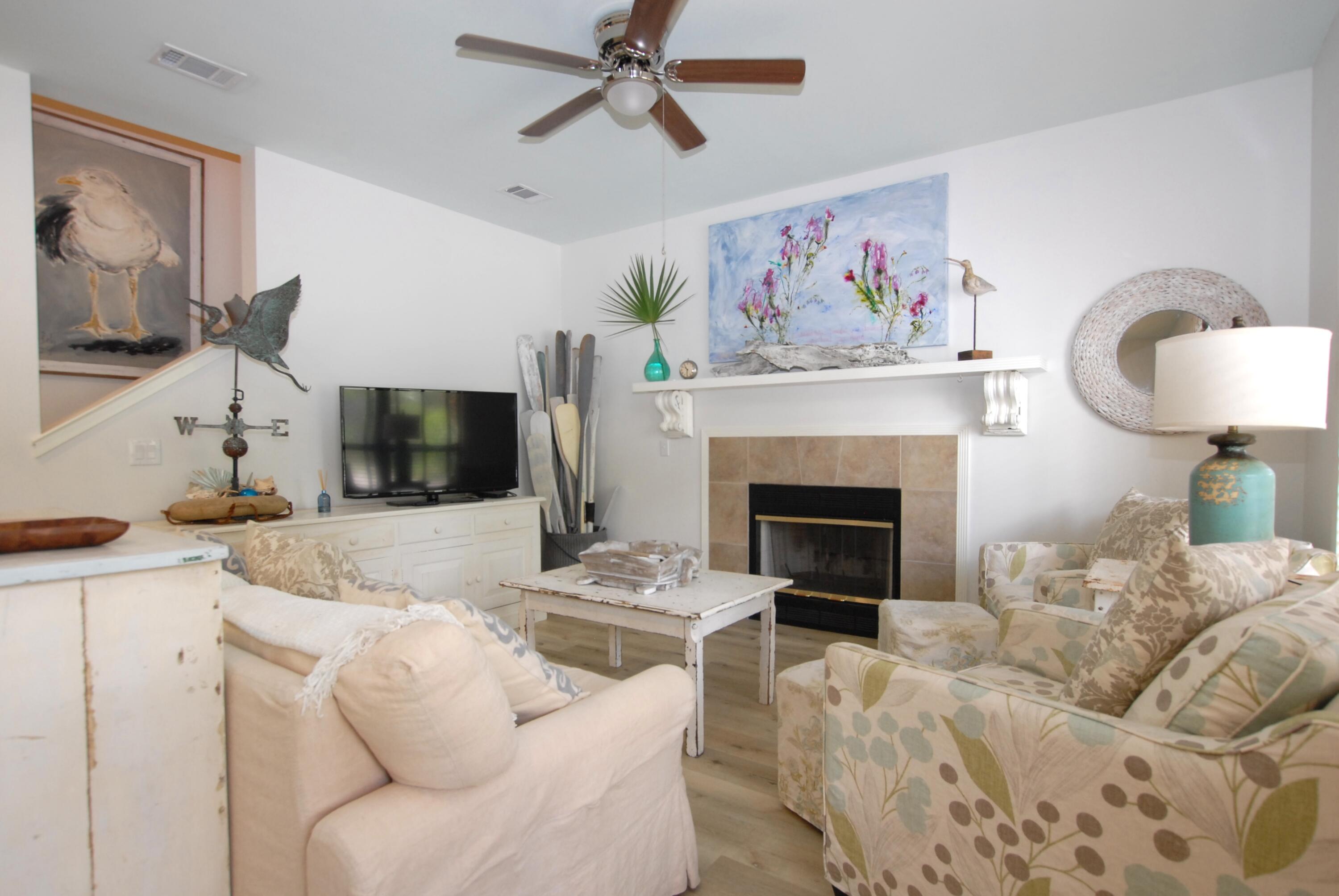 BLUE MOUNTAIN BEACH - Residential