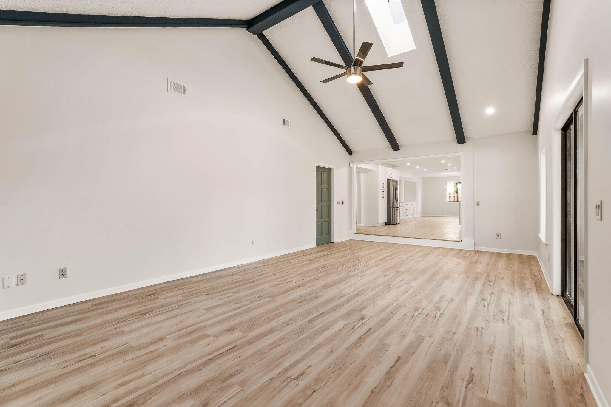 KINGS RANCH - Residential
