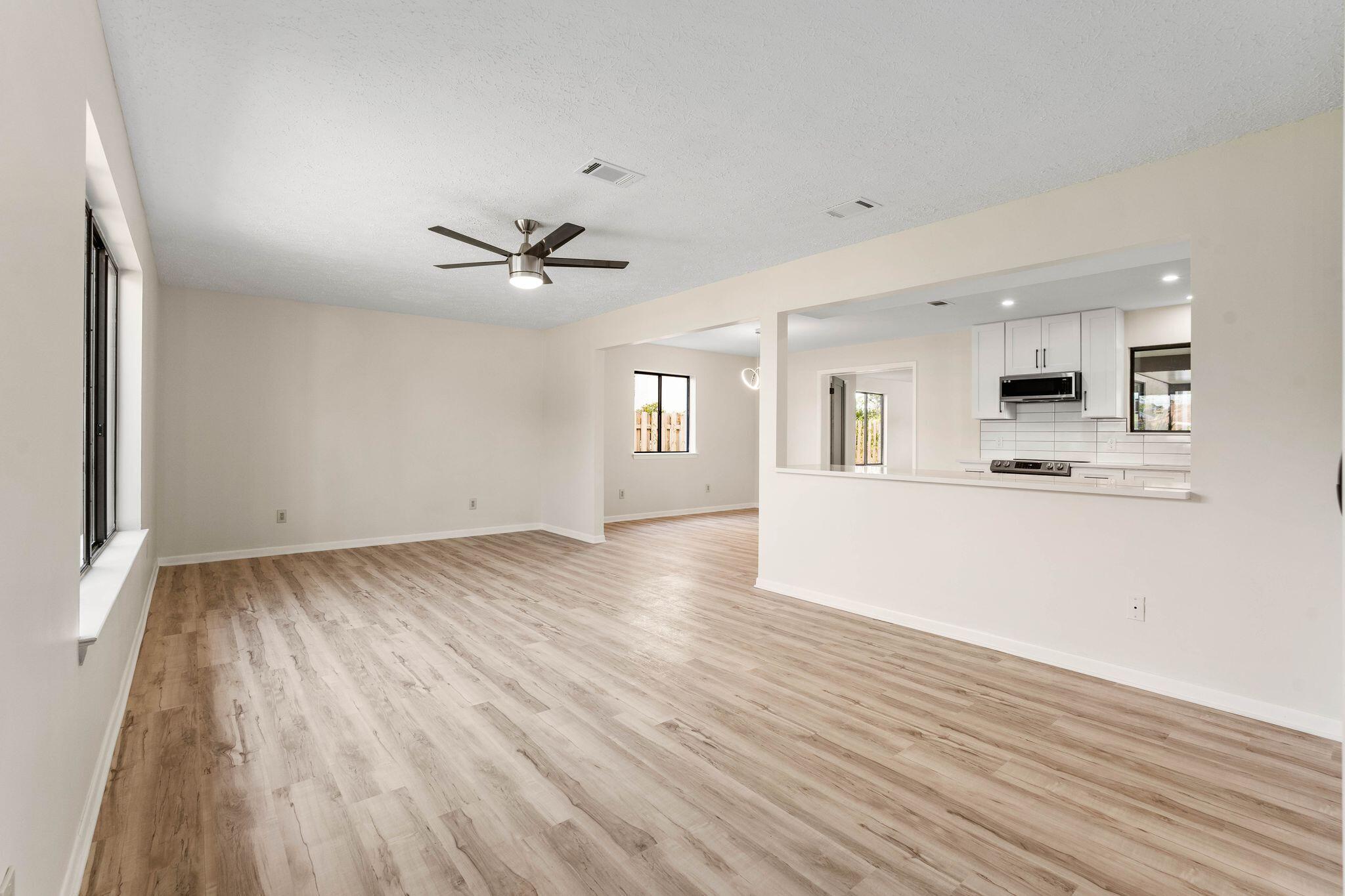 KINGS RANCH - Residential