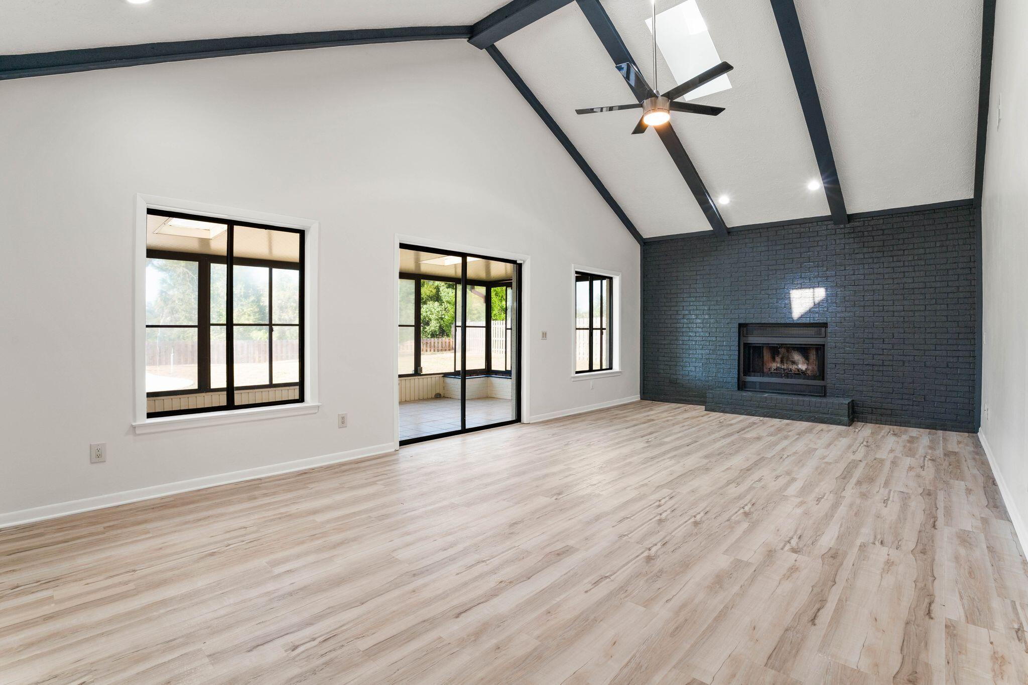 KINGS RANCH - Residential
