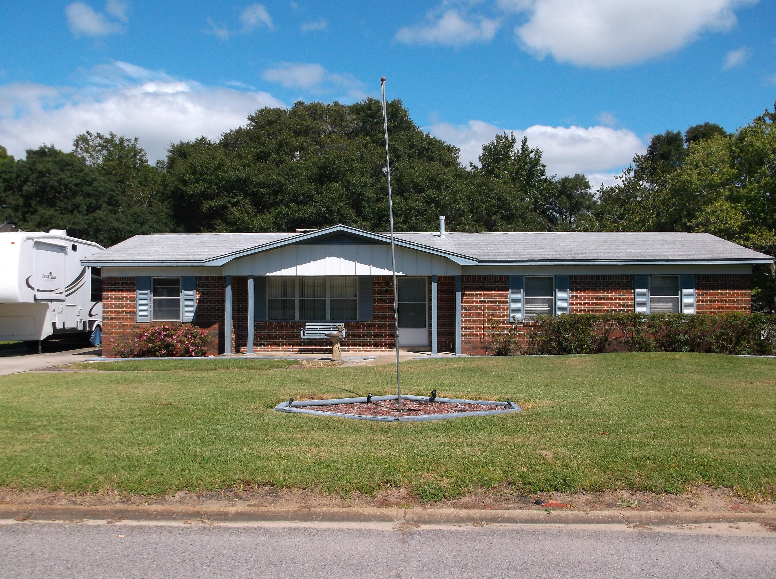 BAYOU WOODS - Residential