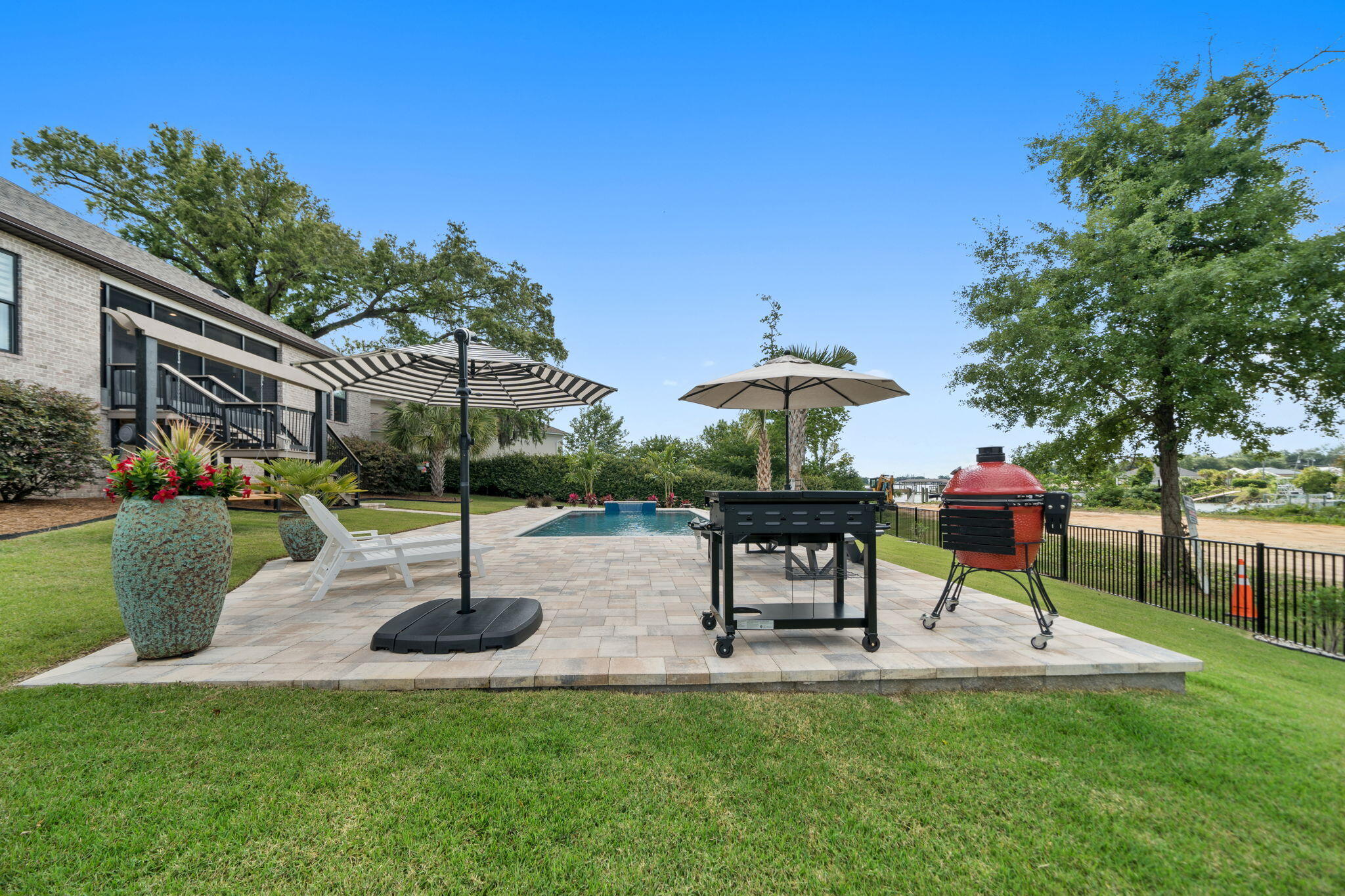 Cove Pointe - Residential