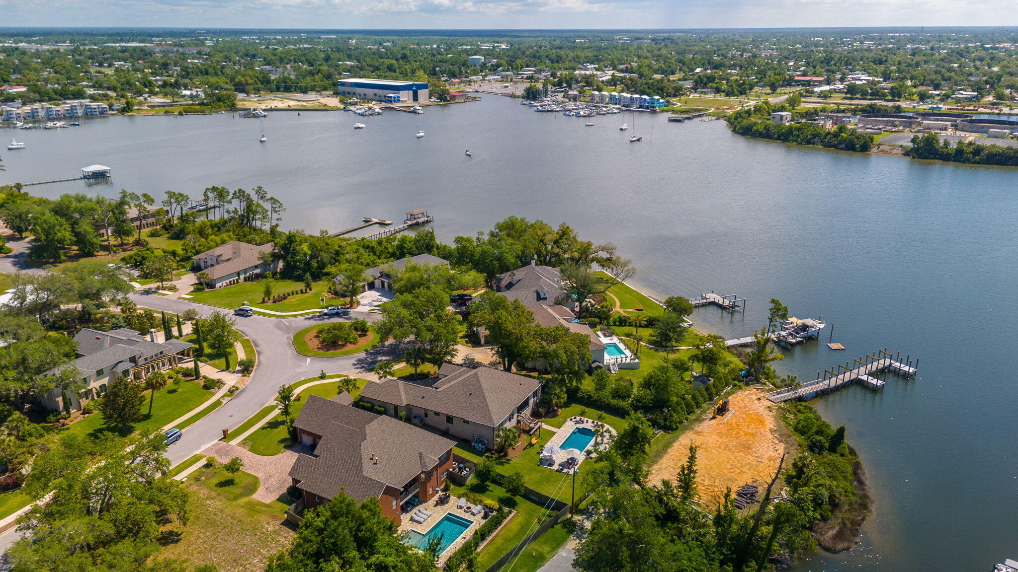 Cove Pointe - Residential