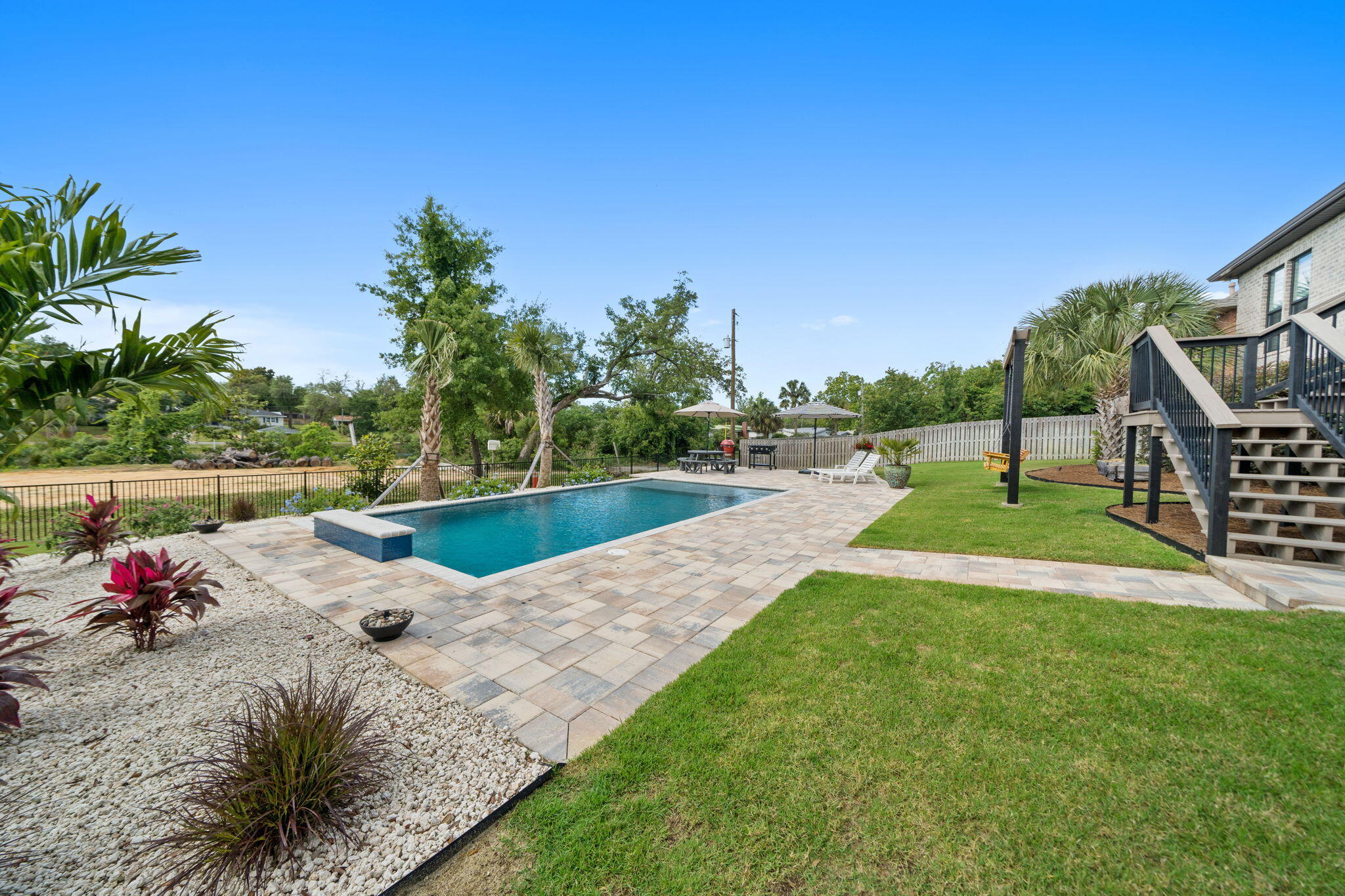 Cove Pointe - Residential