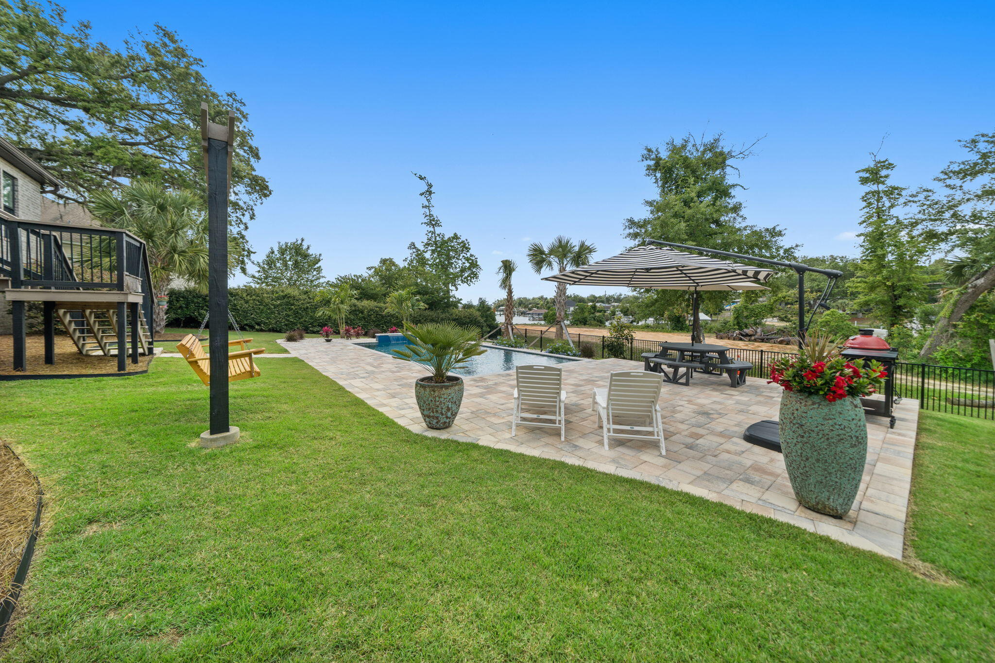 Cove Pointe - Residential