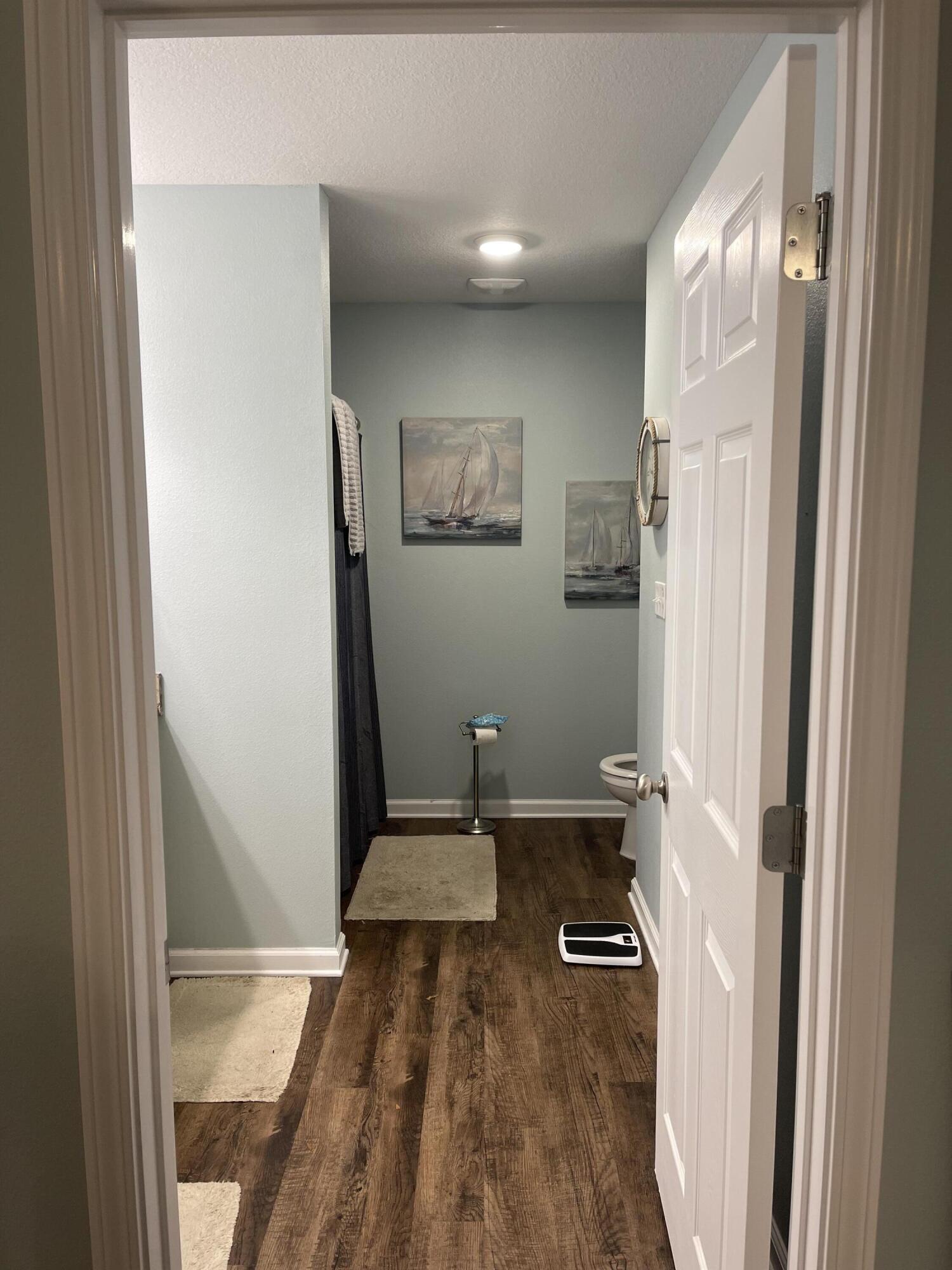 LOT 1 BLK C COUNTRY CLUB EST UNIT 1 - Residential