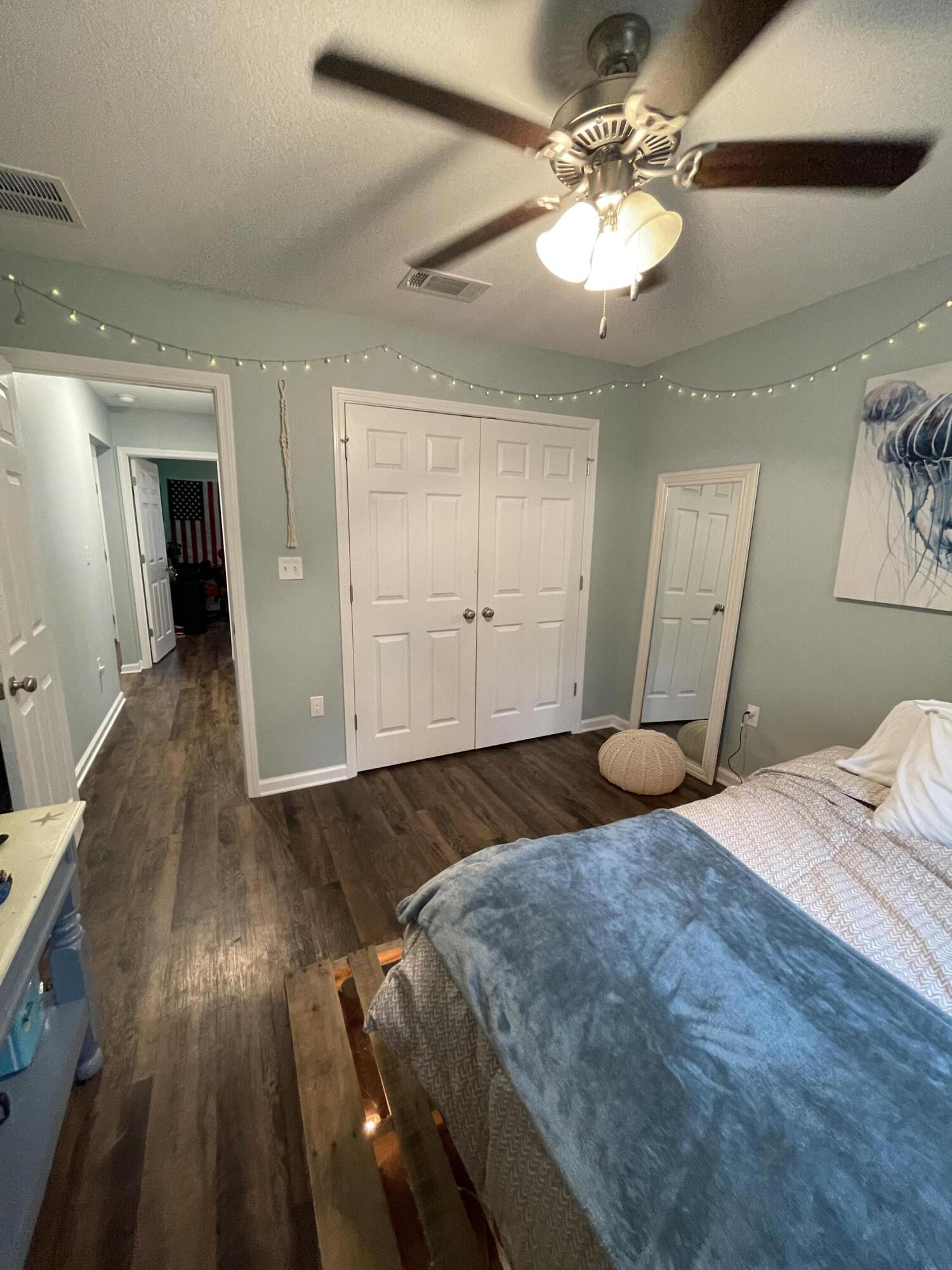 LOT 1 BLK C COUNTRY CLUB EST UNIT 1 - Residential