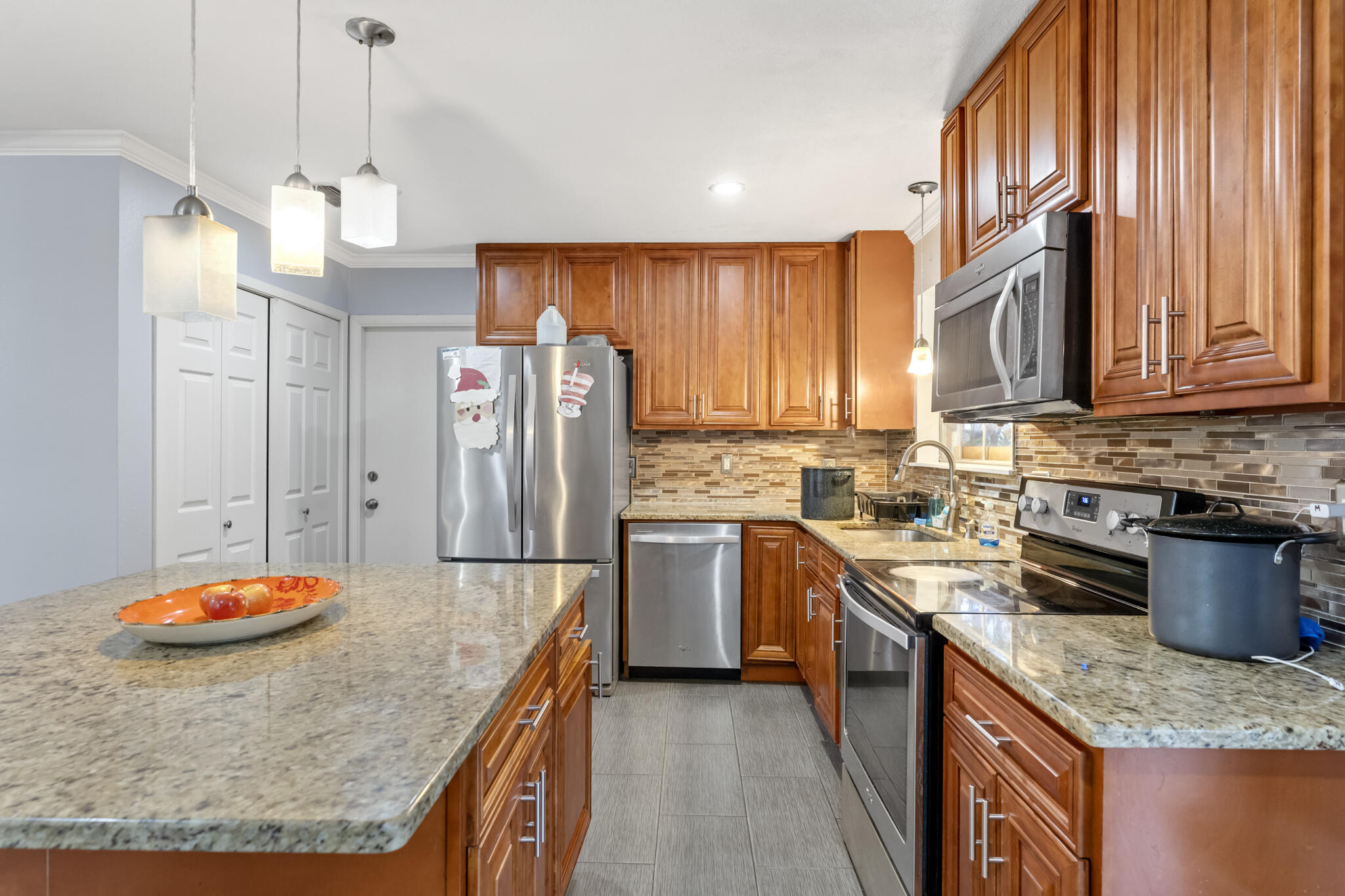 PINE MEADOWS - Residential