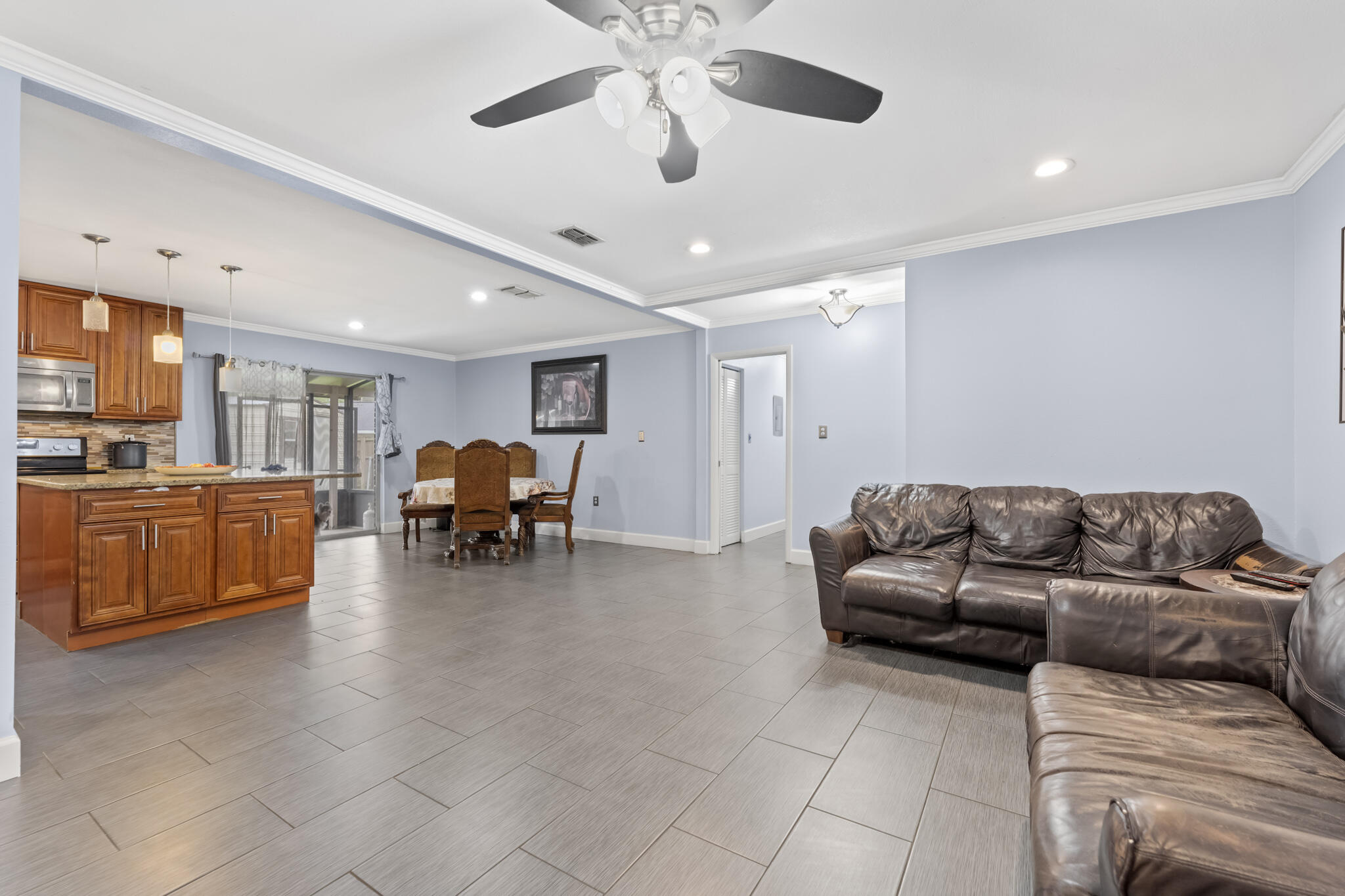 PINE MEADOWS - Residential