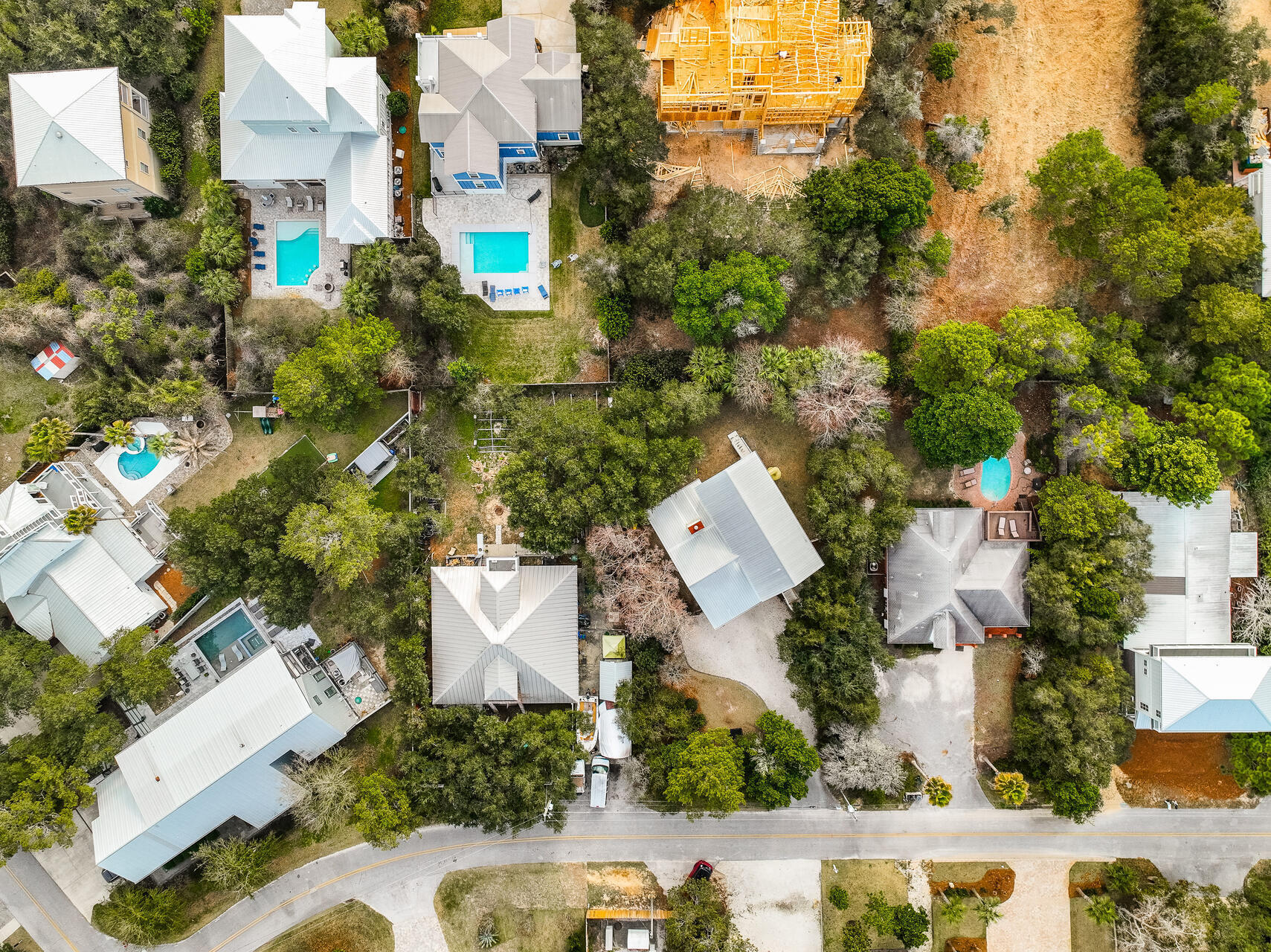 BEACH HIGHLAND - Residential