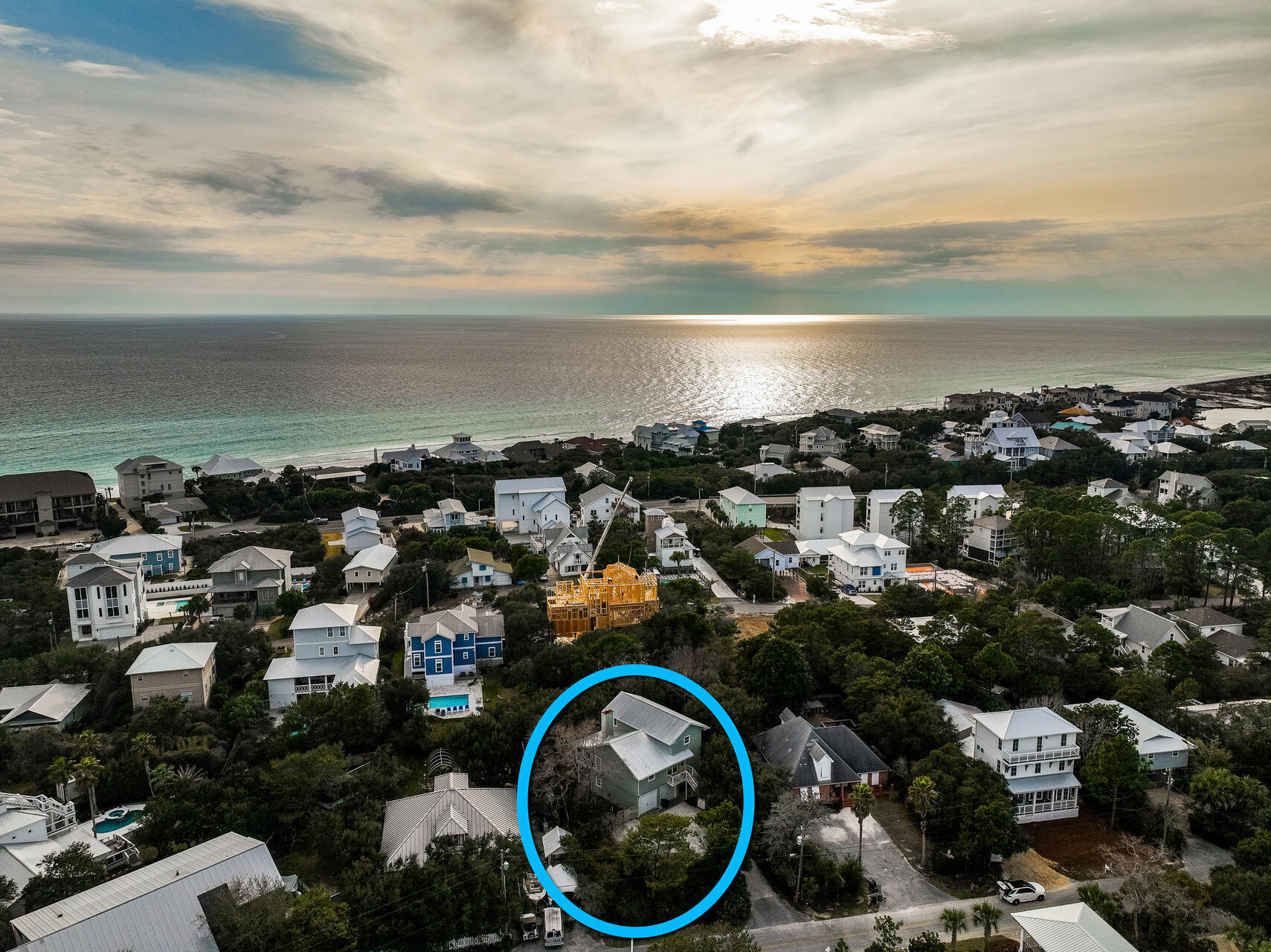 BEACH HIGHLAND - Residential
