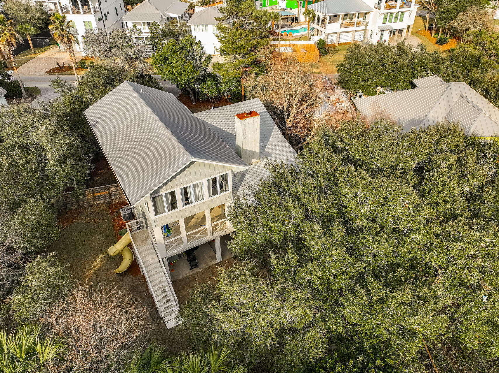 BEACH HIGHLAND - Residential