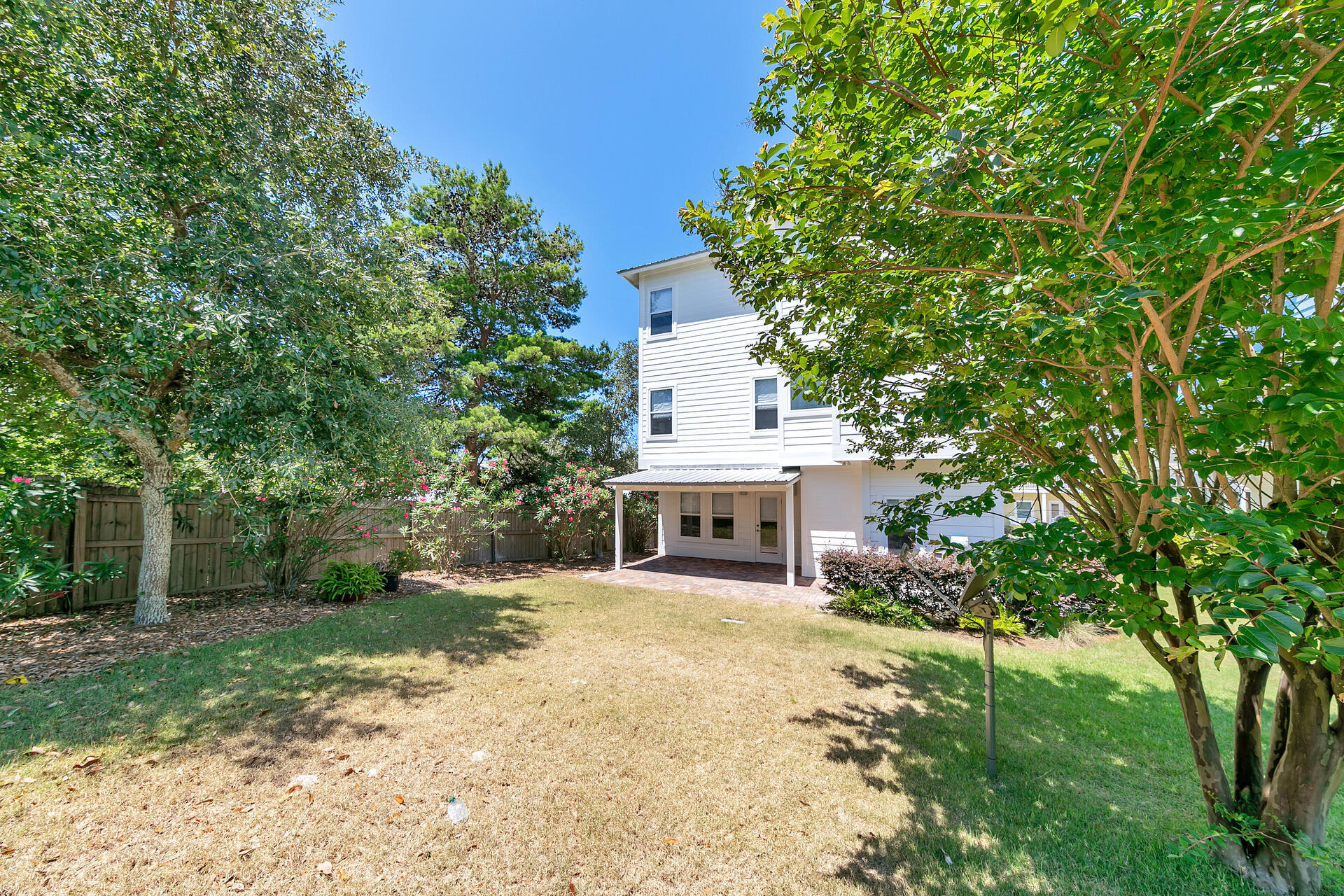 VILLAGE AT BLUE MOUNTAIN BEACH - Residential