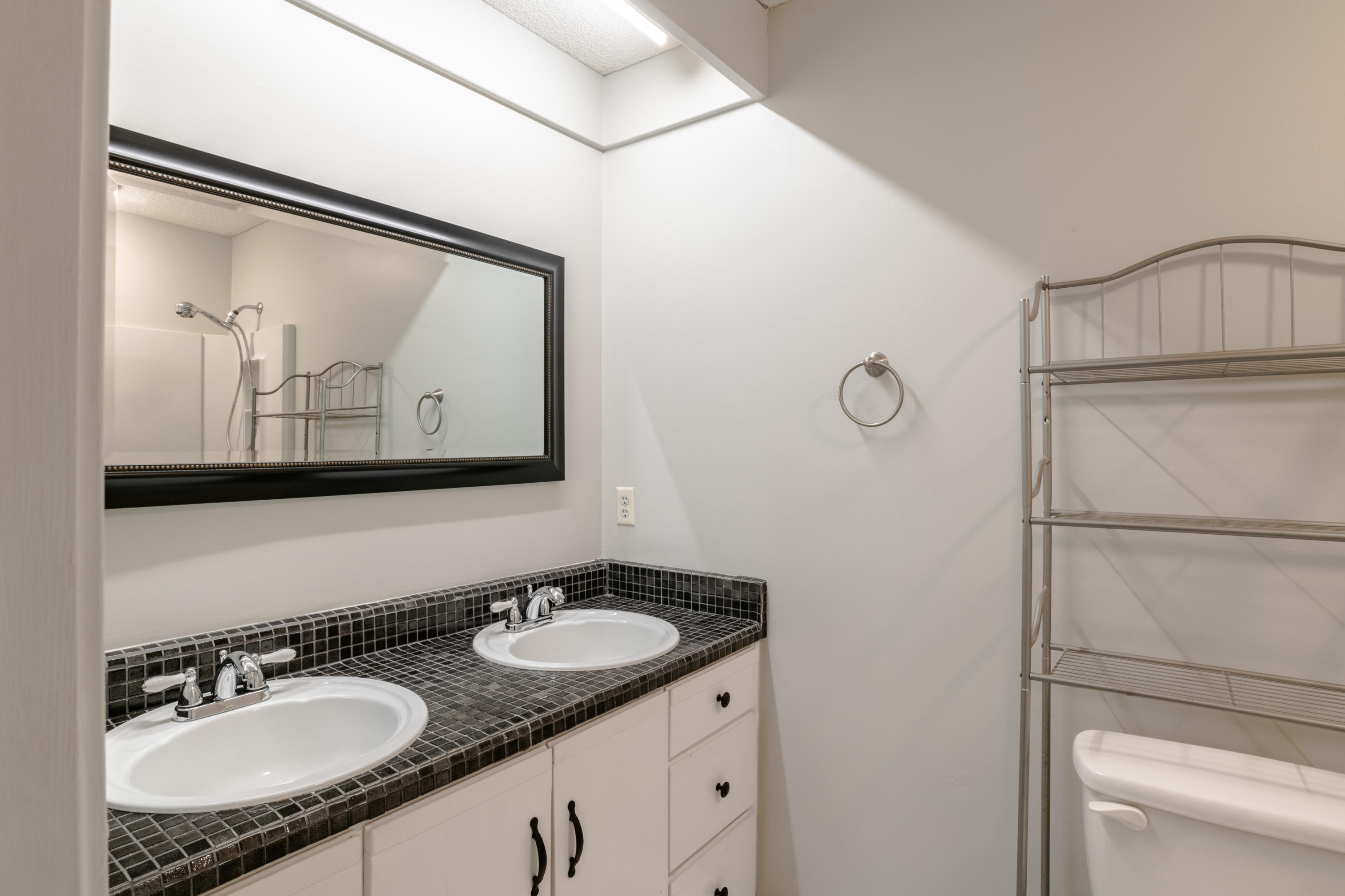 SANDPIPER VILLAGE - Residential