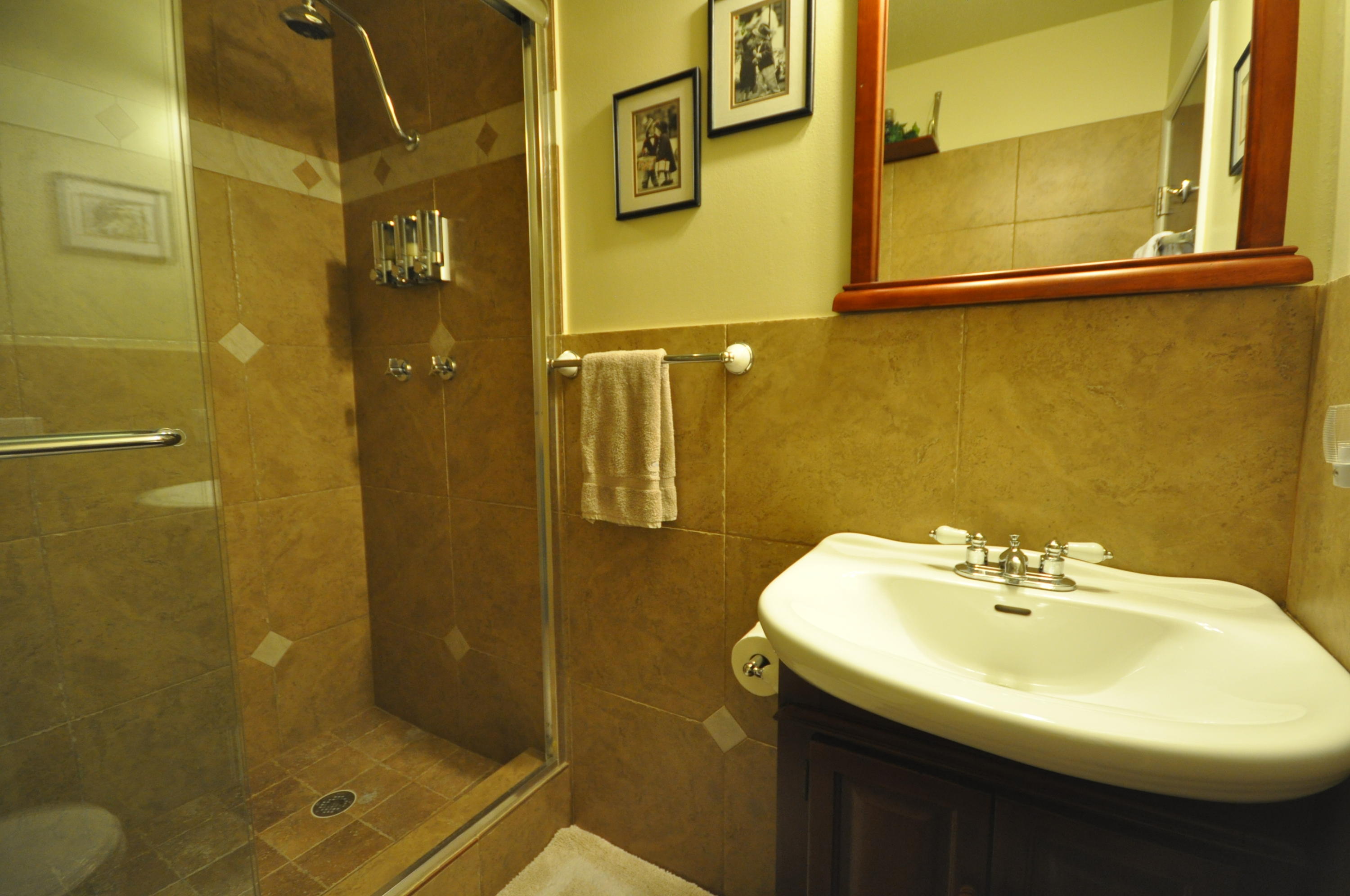 AZALEA - Residential