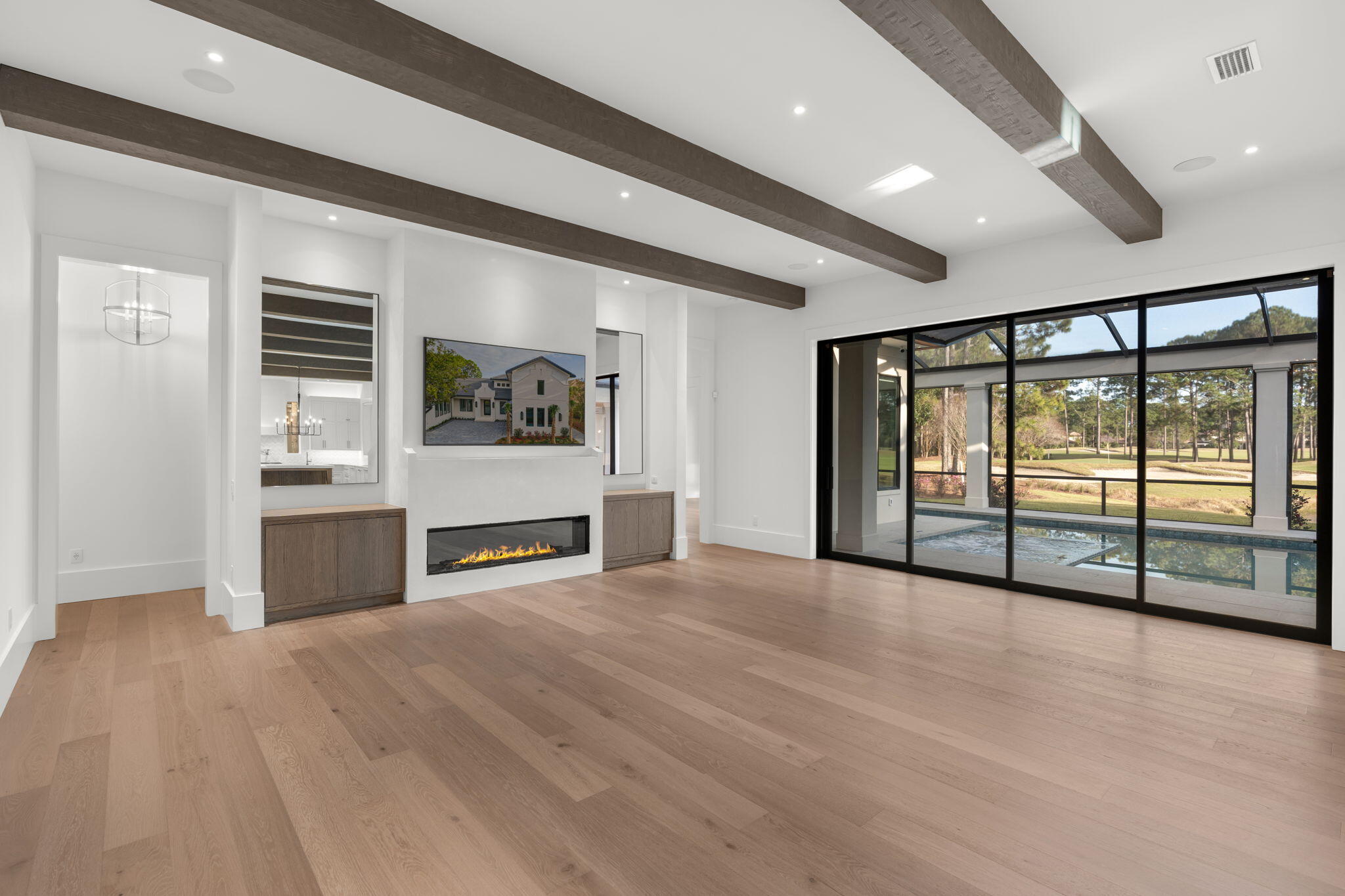 BURNT PINE - Residential