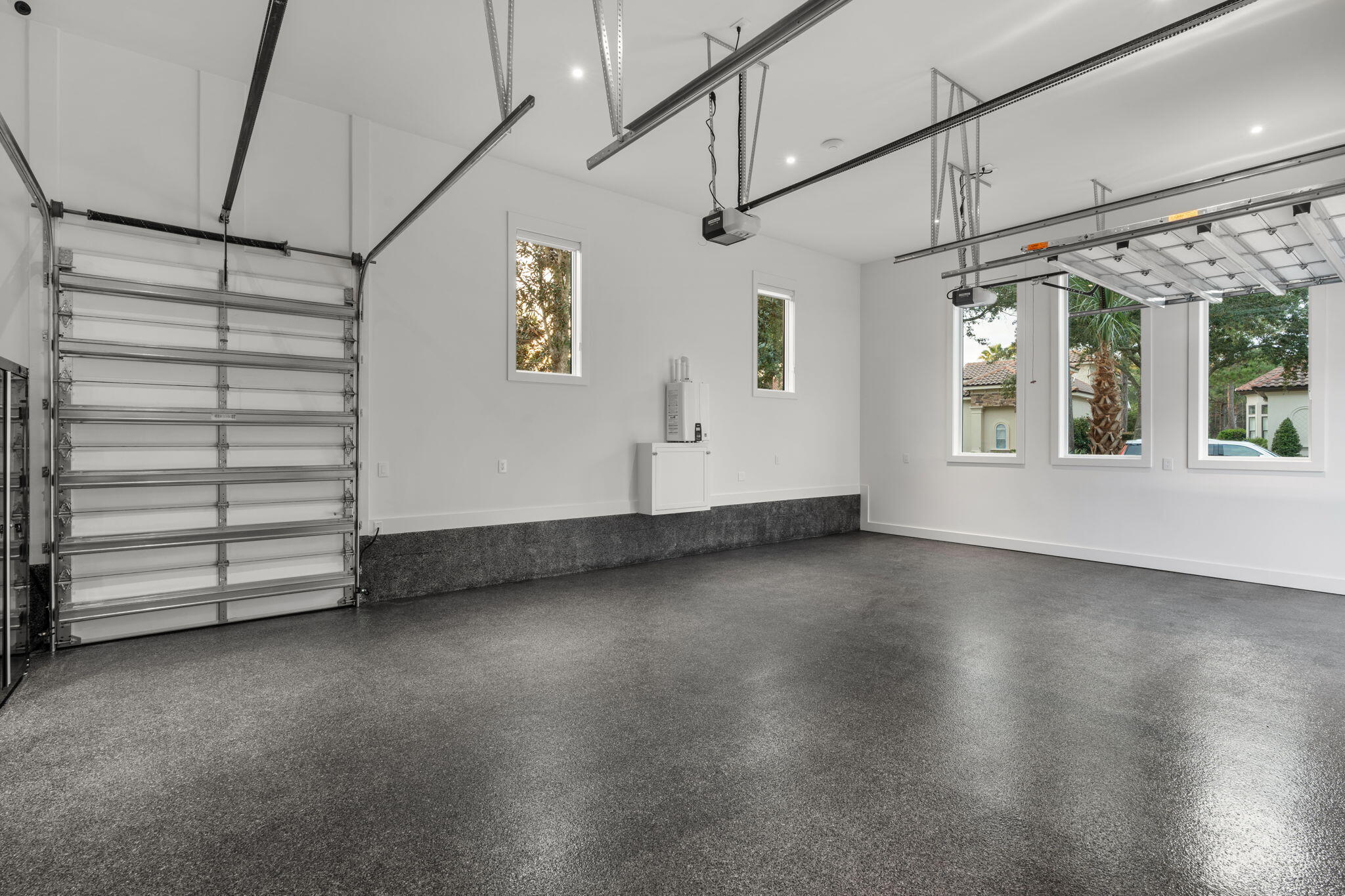 BURNT PINE - Residential