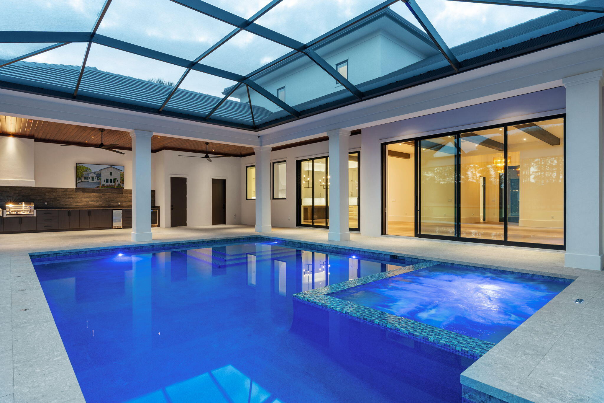 BURNT PINE - Residential