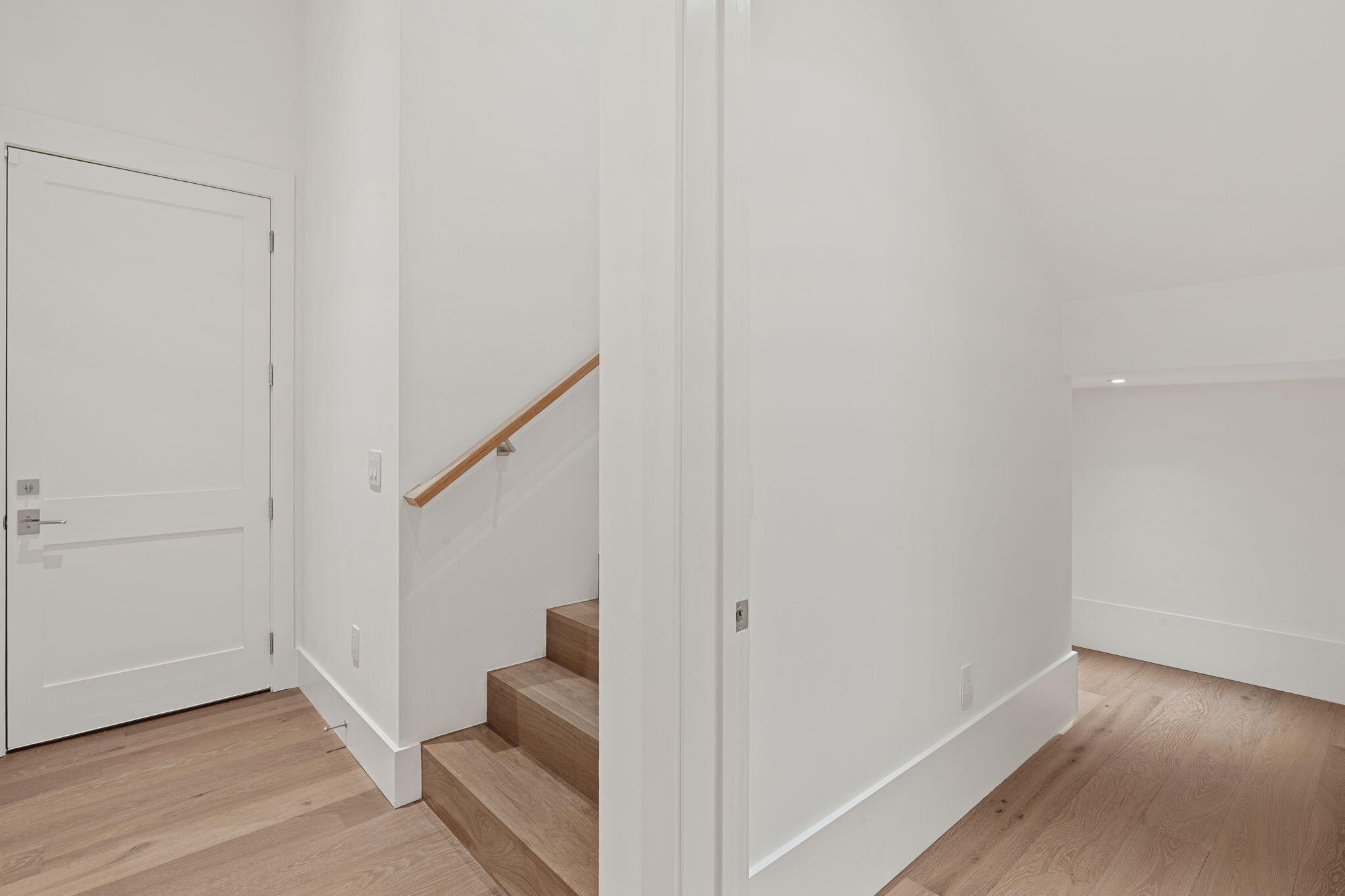 BURNT PINE - Residential