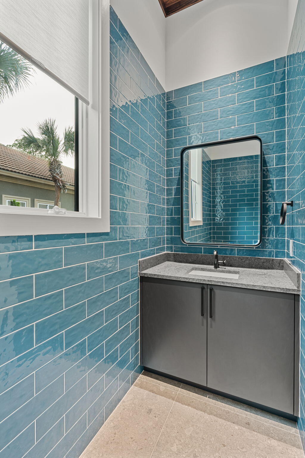 BURNT PINE - Residential