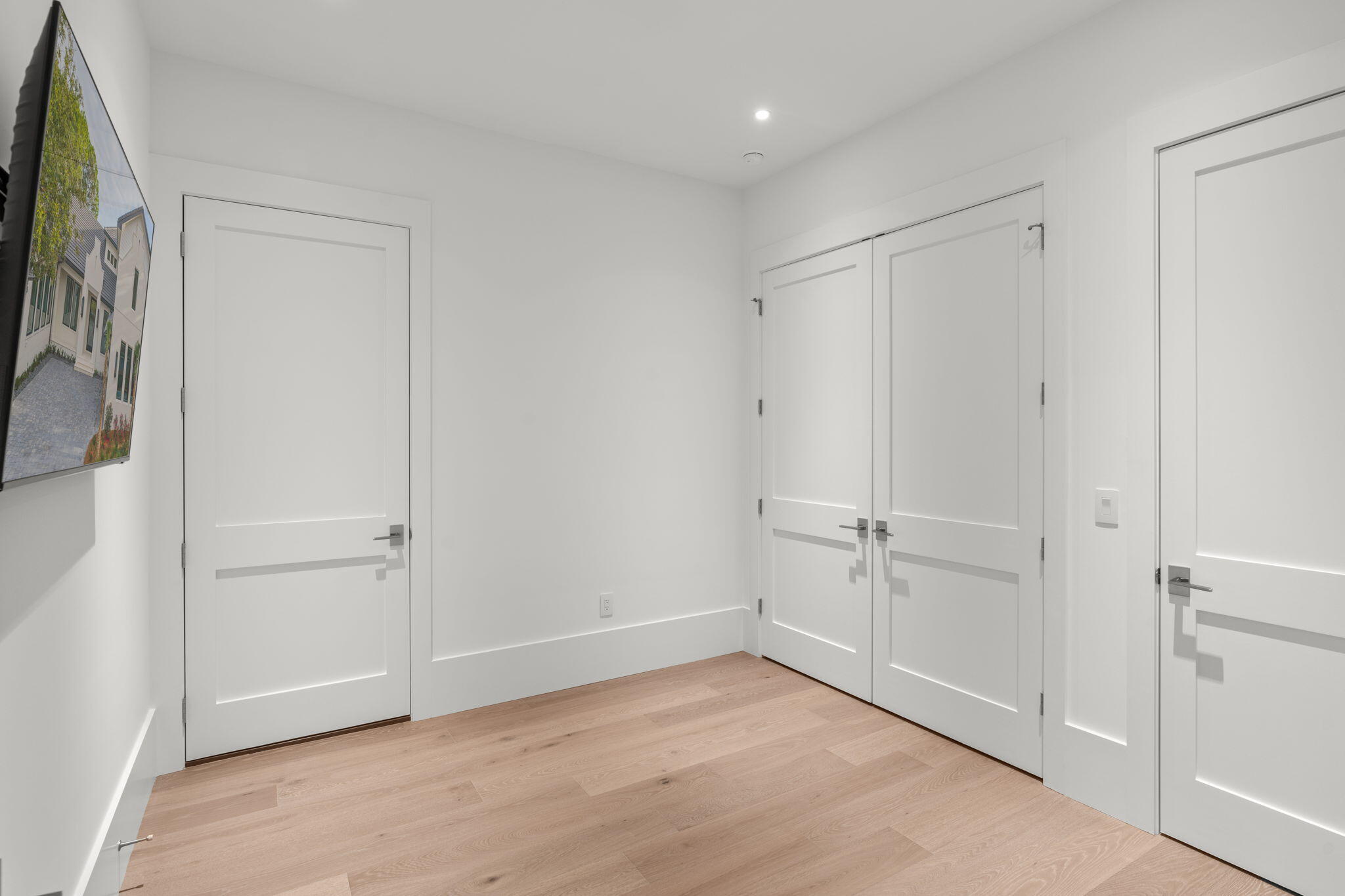 BURNT PINE - Residential